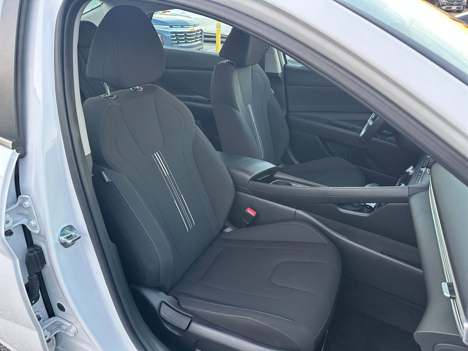 Thumbnail: 2025 Hyundai Elantra - 34