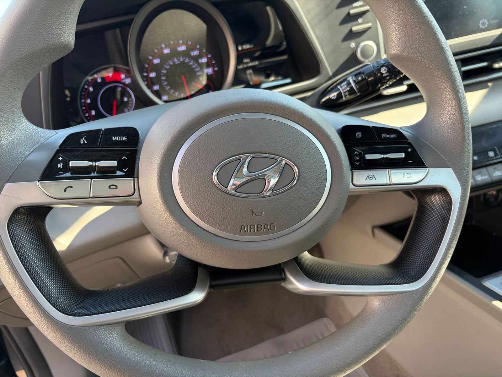 Thumbnail: 2023 Hyundai Elantra - 27