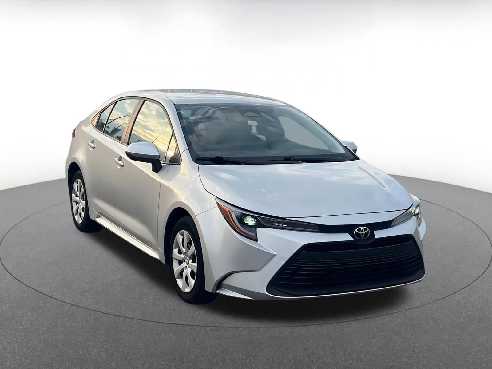 Thumbnail: 2024 Toyota Corolla - 1