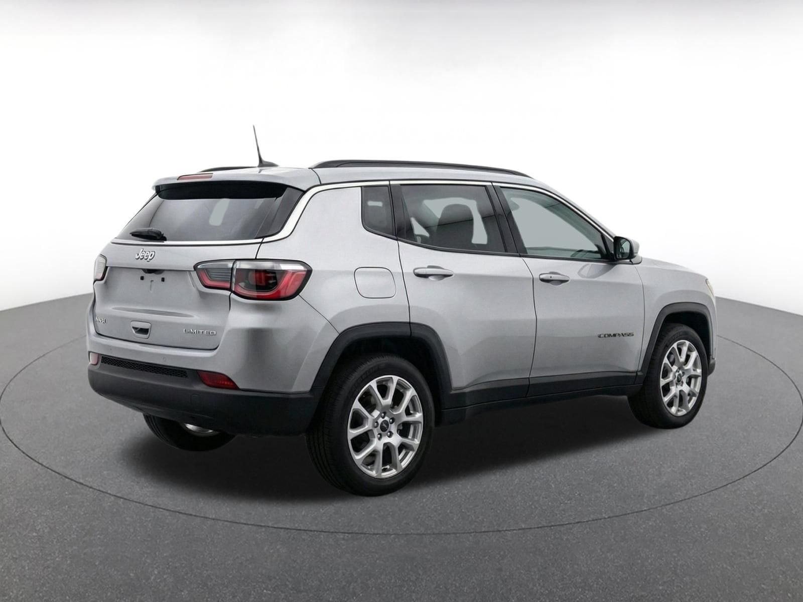 Thumbnail: 2025 Jeep Compass - 11