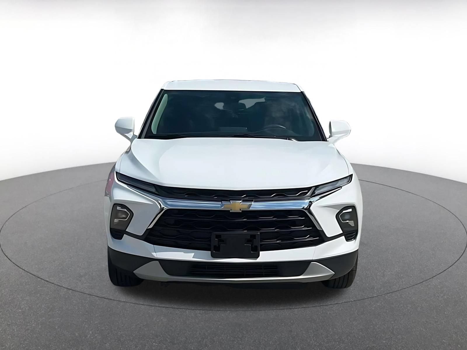 Thumbnail: 2026 Chevrolet Blazer - 4