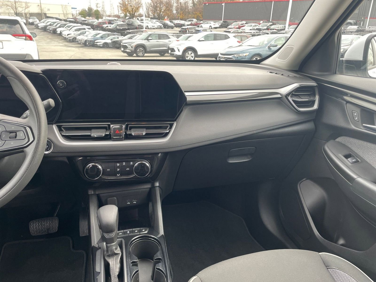 Thumbnail: 2025 Chevrolet TrailBlazer - 33