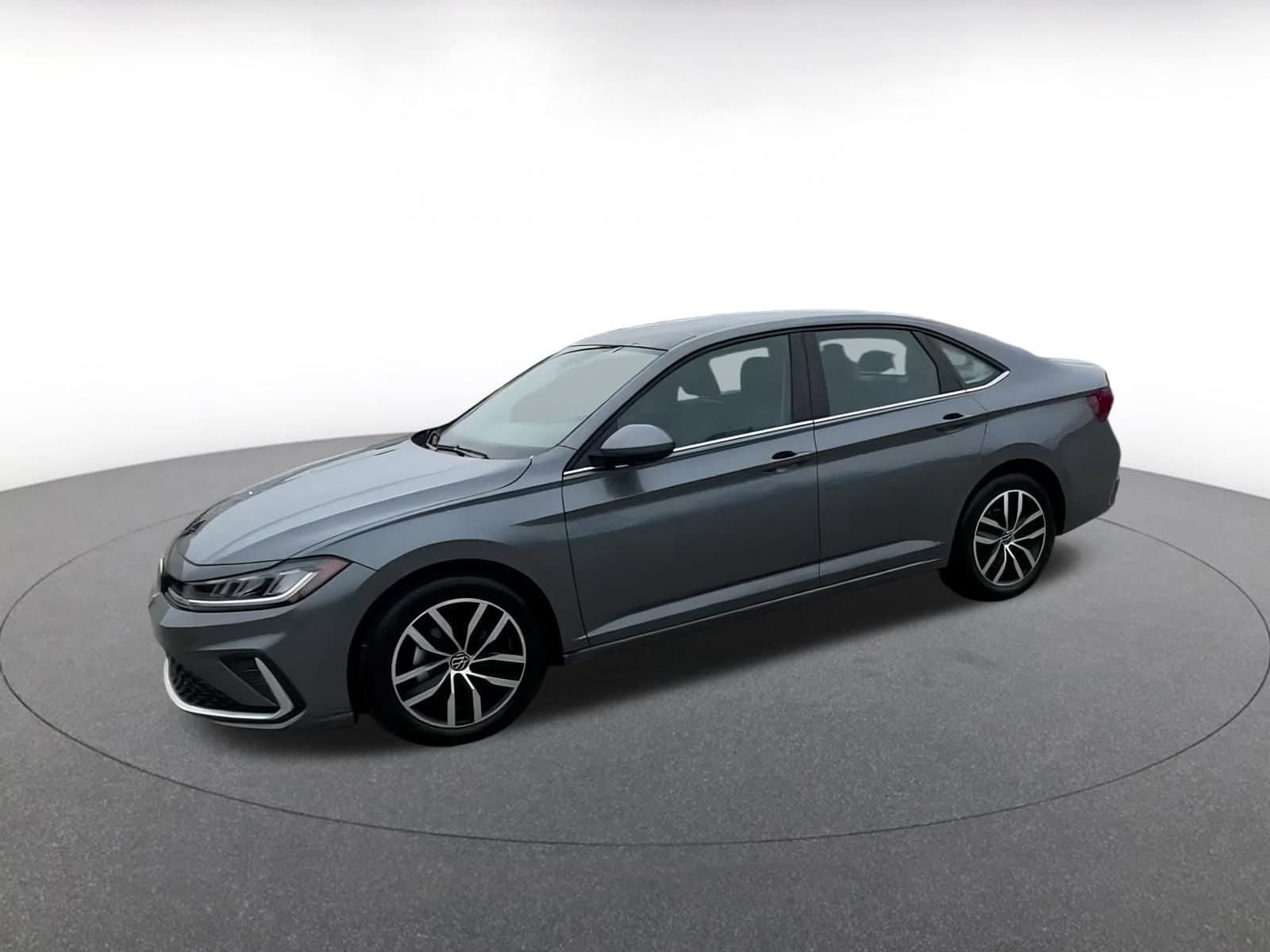 Thumbnail: 2025 Volkswagen Jetta - 9