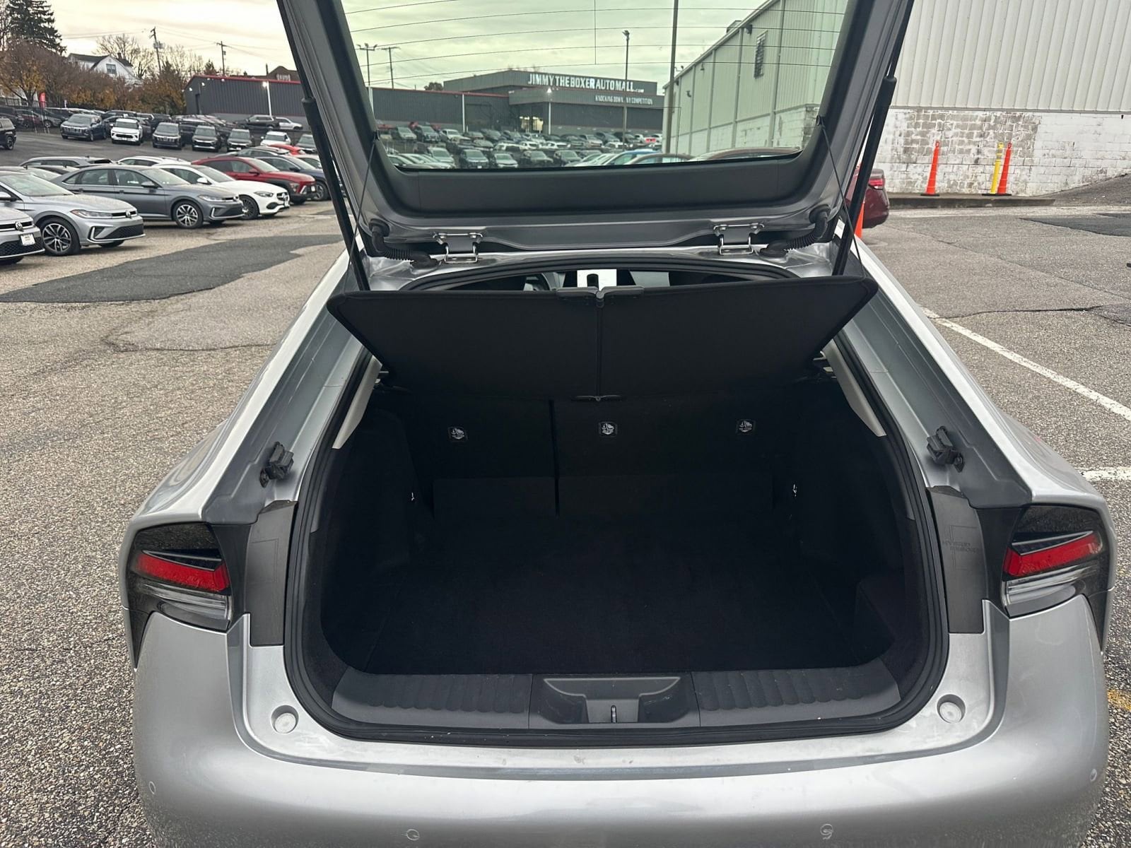 Thumbnail: 2025 Toyota Prius - 29