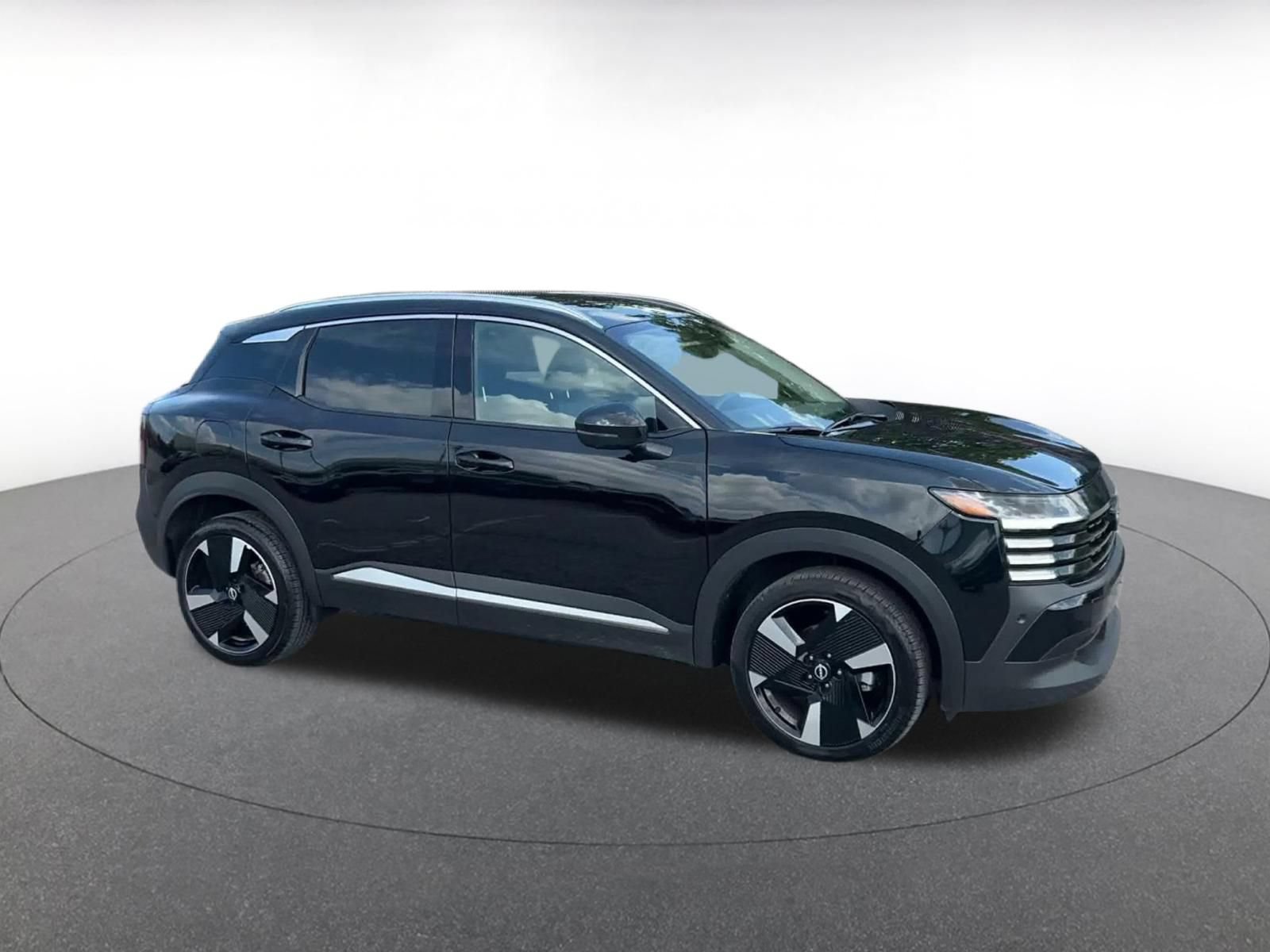 Thumbnail: 2026 Nissan Kicks - 2