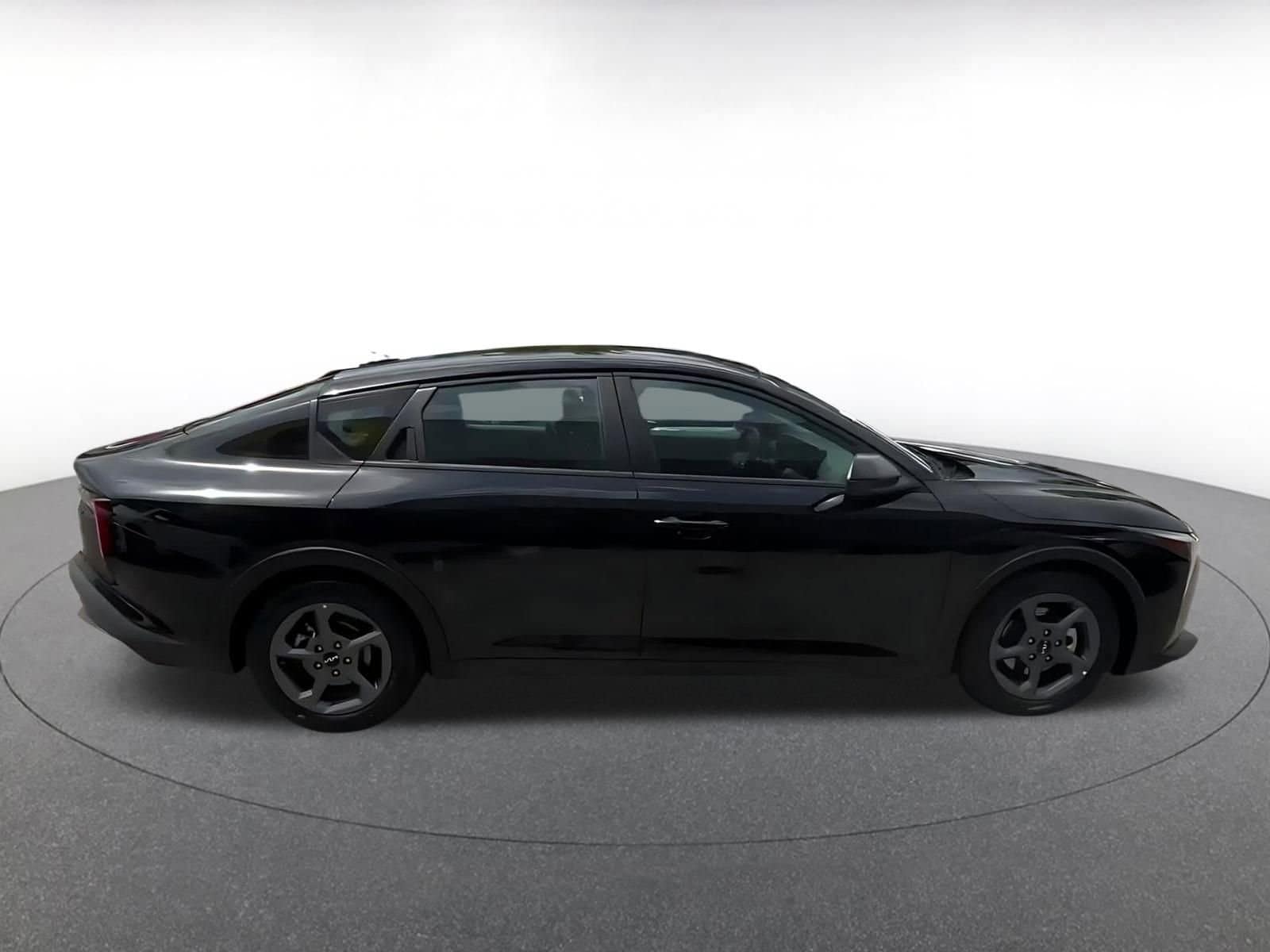 Thumbnail: 2025 Kia K4 - 16