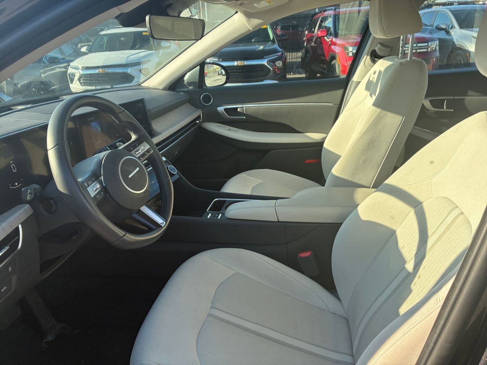 Thumbnail: 2025 Hyundai Sonata - 28