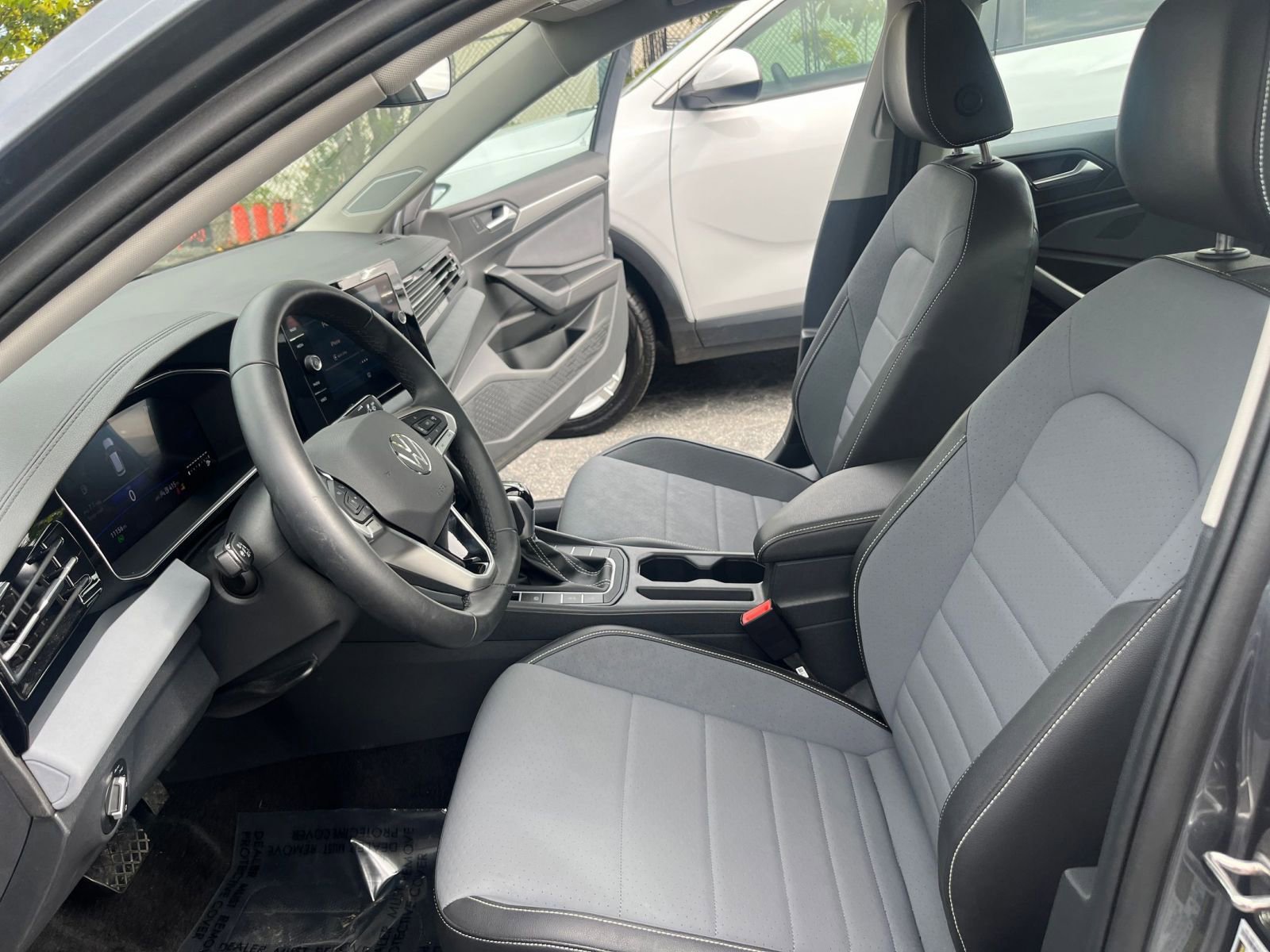 Thumbnail: 2025 Volkswagen Jetta - 35