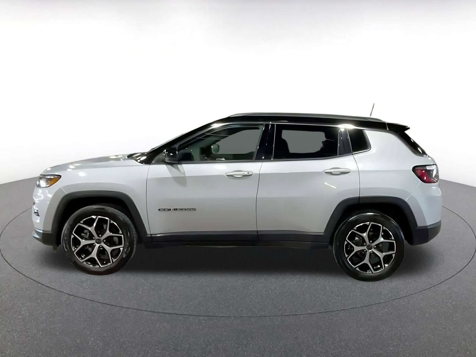 Thumbnail: 2025 Jeep Compass - 8