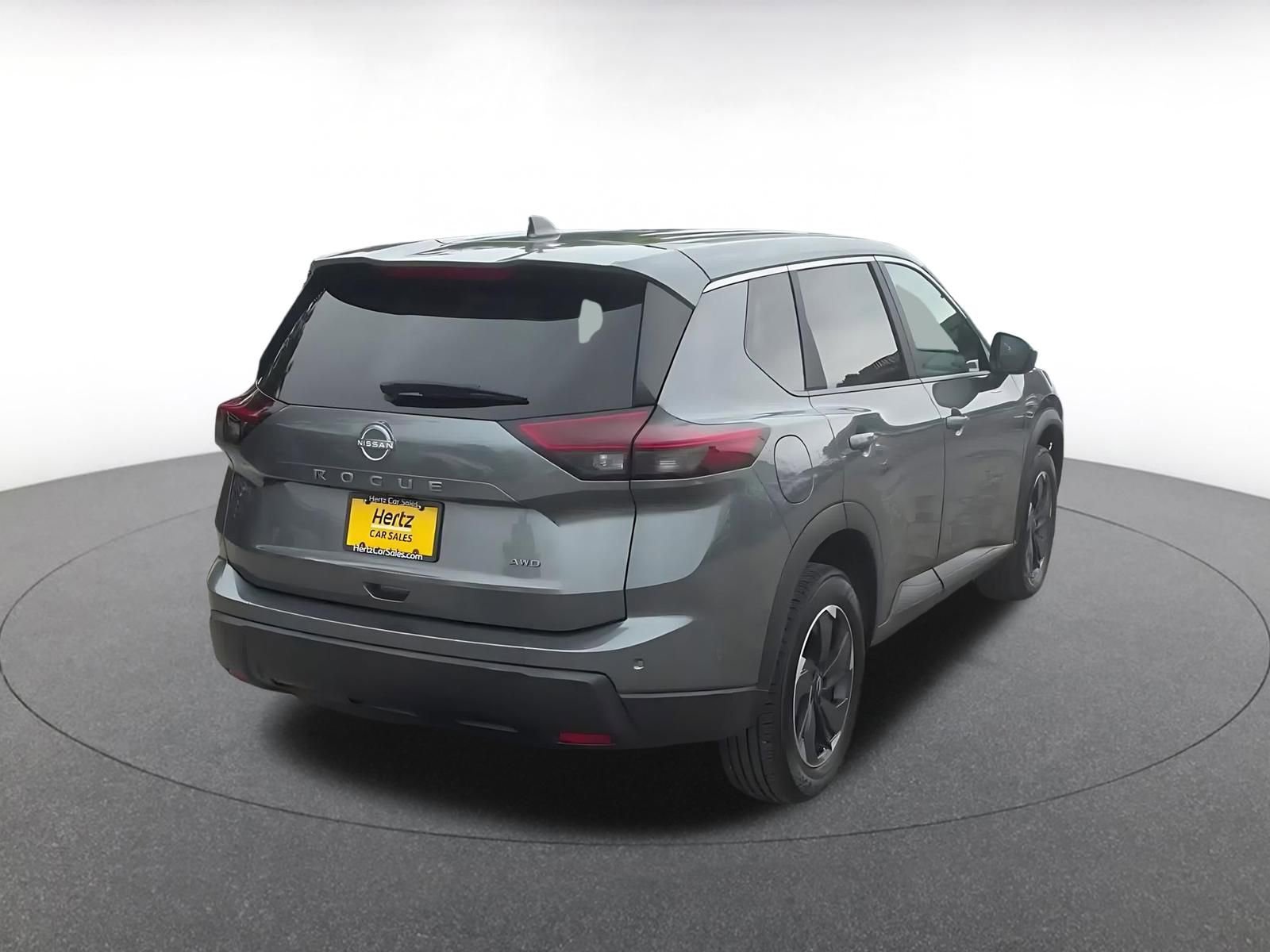 Thumbnail: 2025 Nissan Rogue - 14
