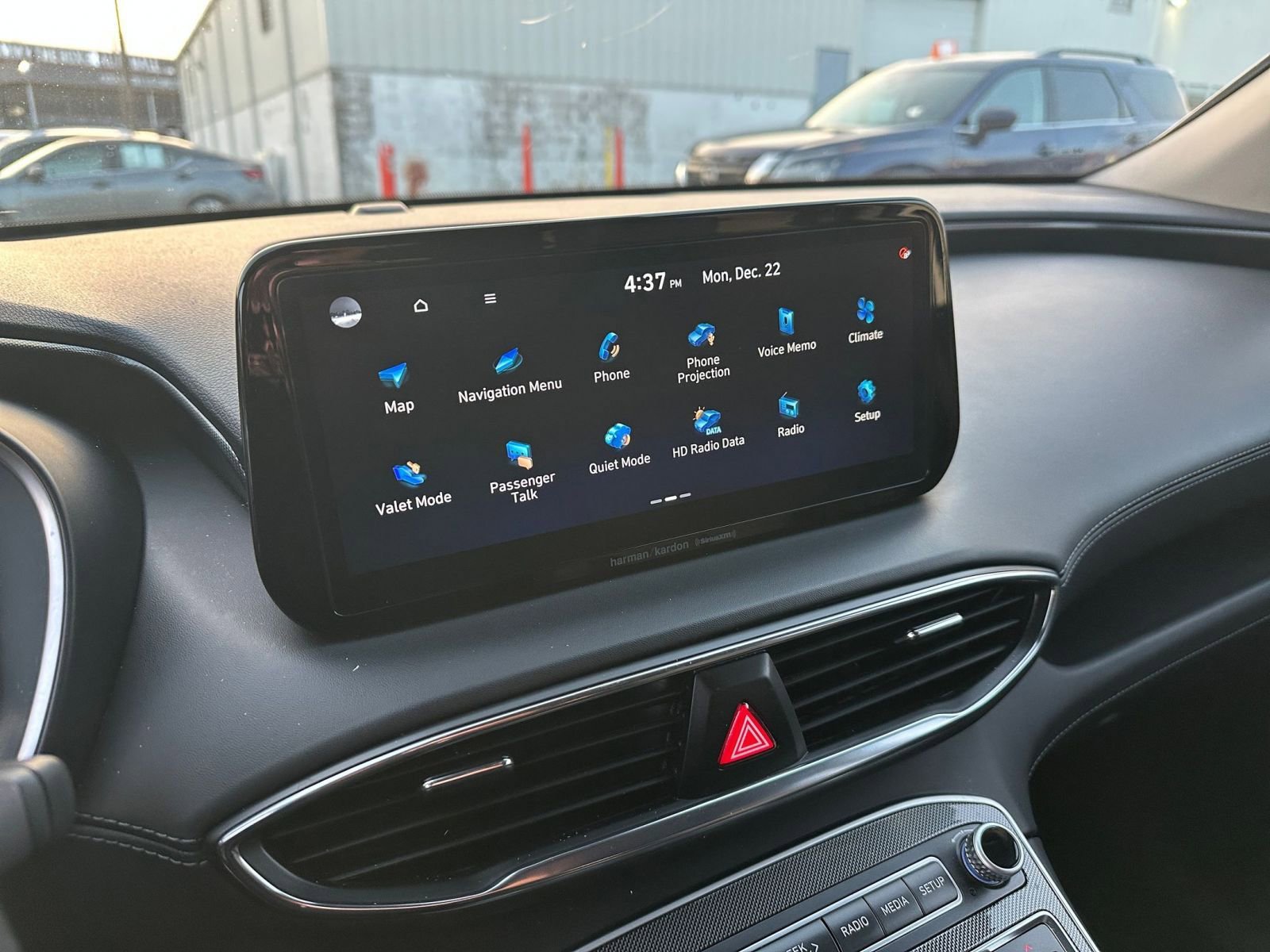 Thumbnail: 2023 Hyundai Santa Fe - 21