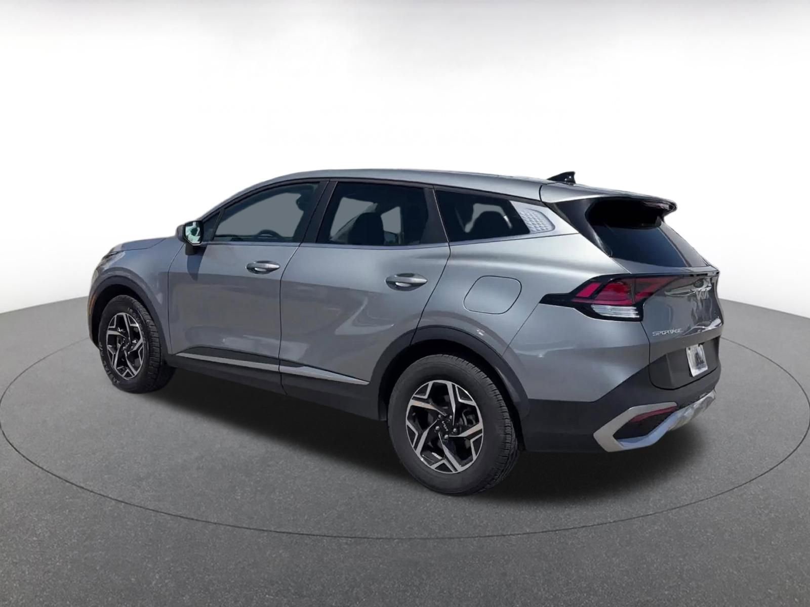 Thumbnail: 2024 Kia Sportage - 10