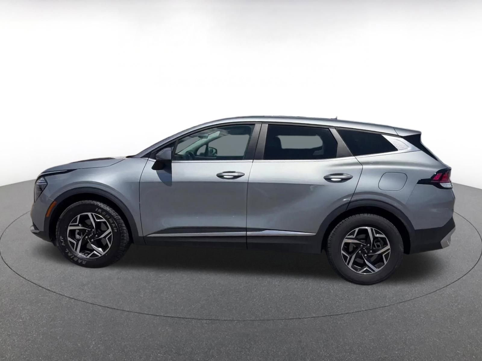 Thumbnail: 2024 Kia Sportage - 9
