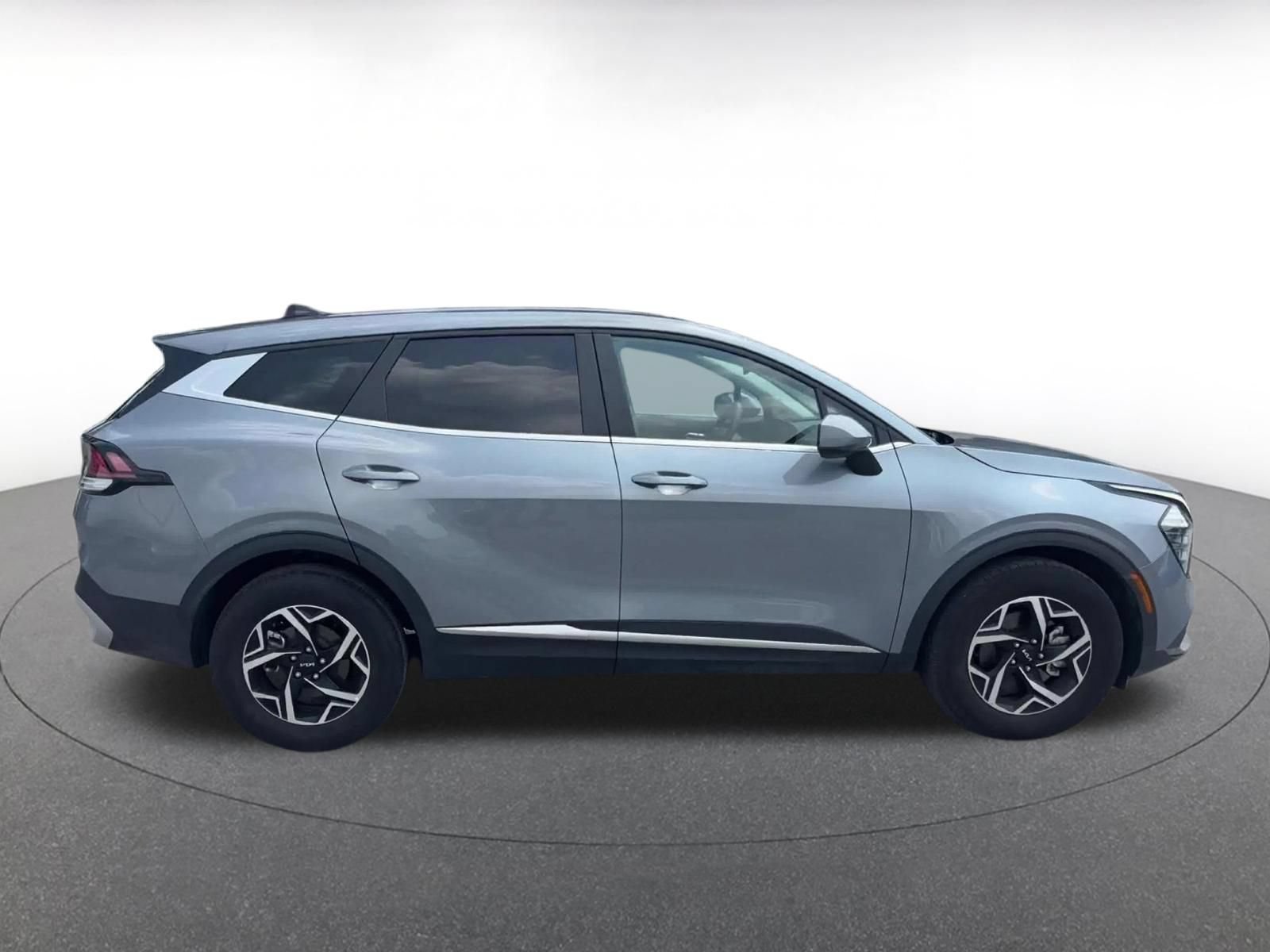 Thumbnail: 2025 Kia Sportage - 16