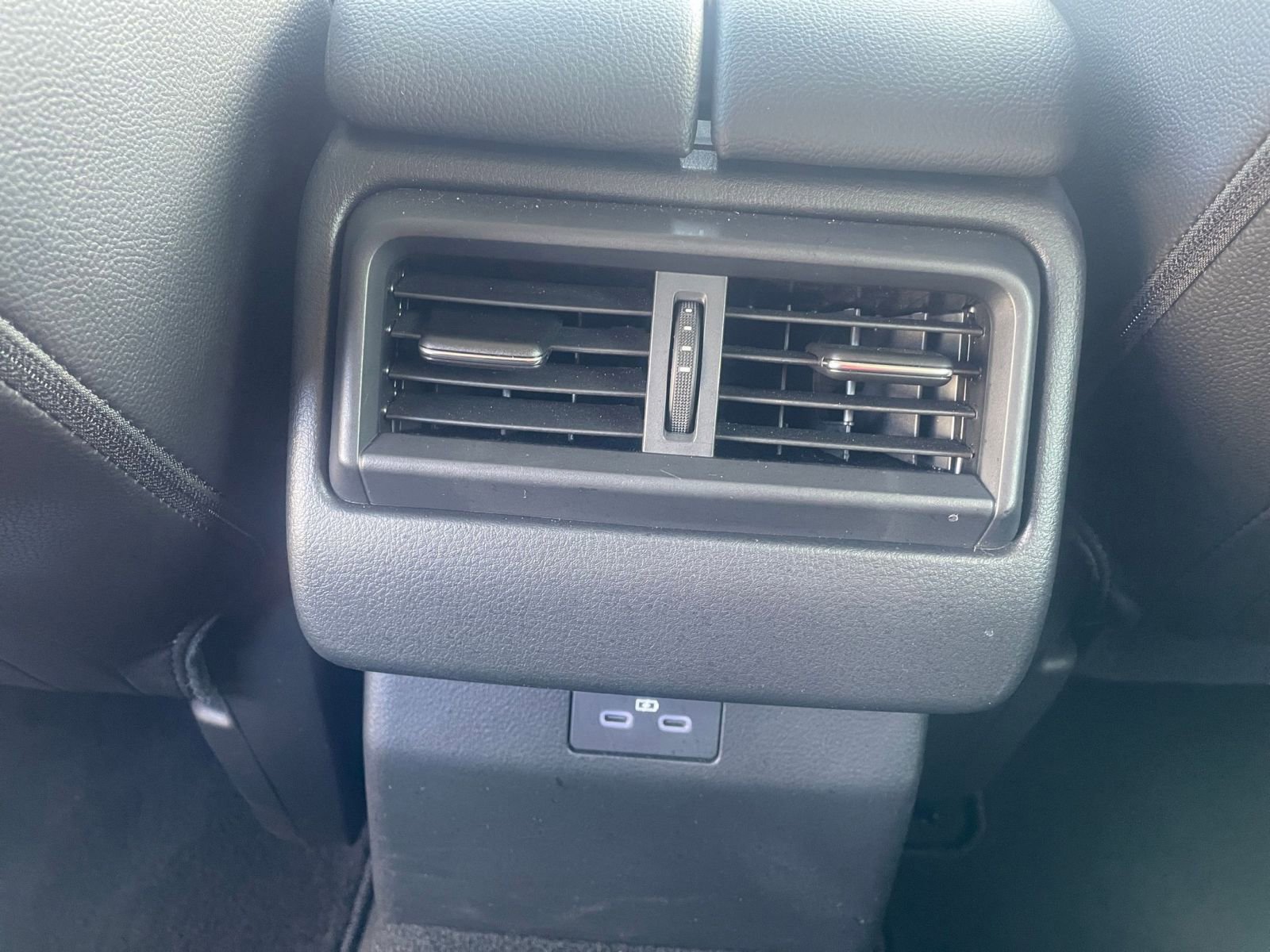 Thumbnail: 2025 Mazda CX-50 - 24