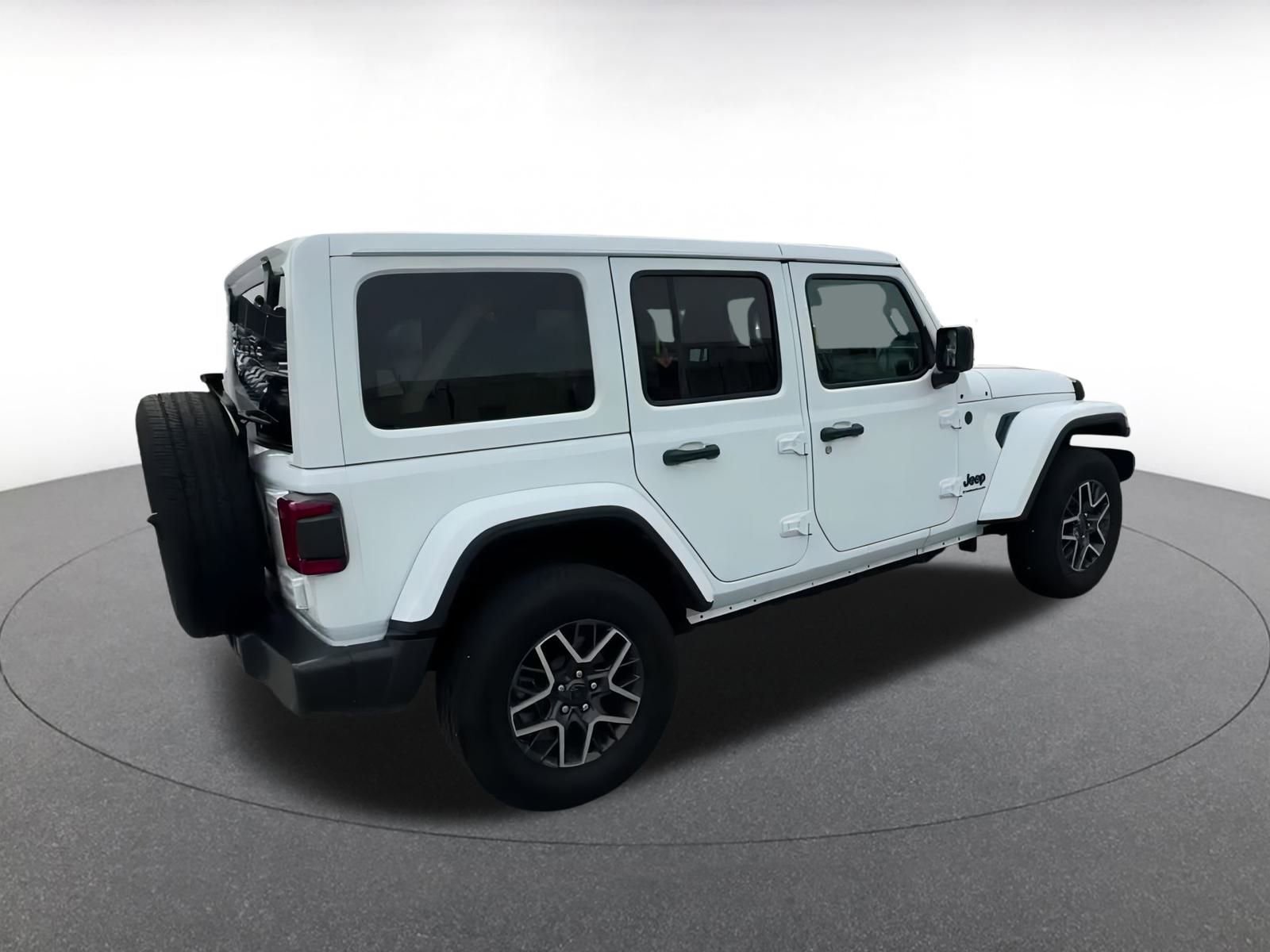 Thumbnail: 2025 Jeep Wrangler - 15