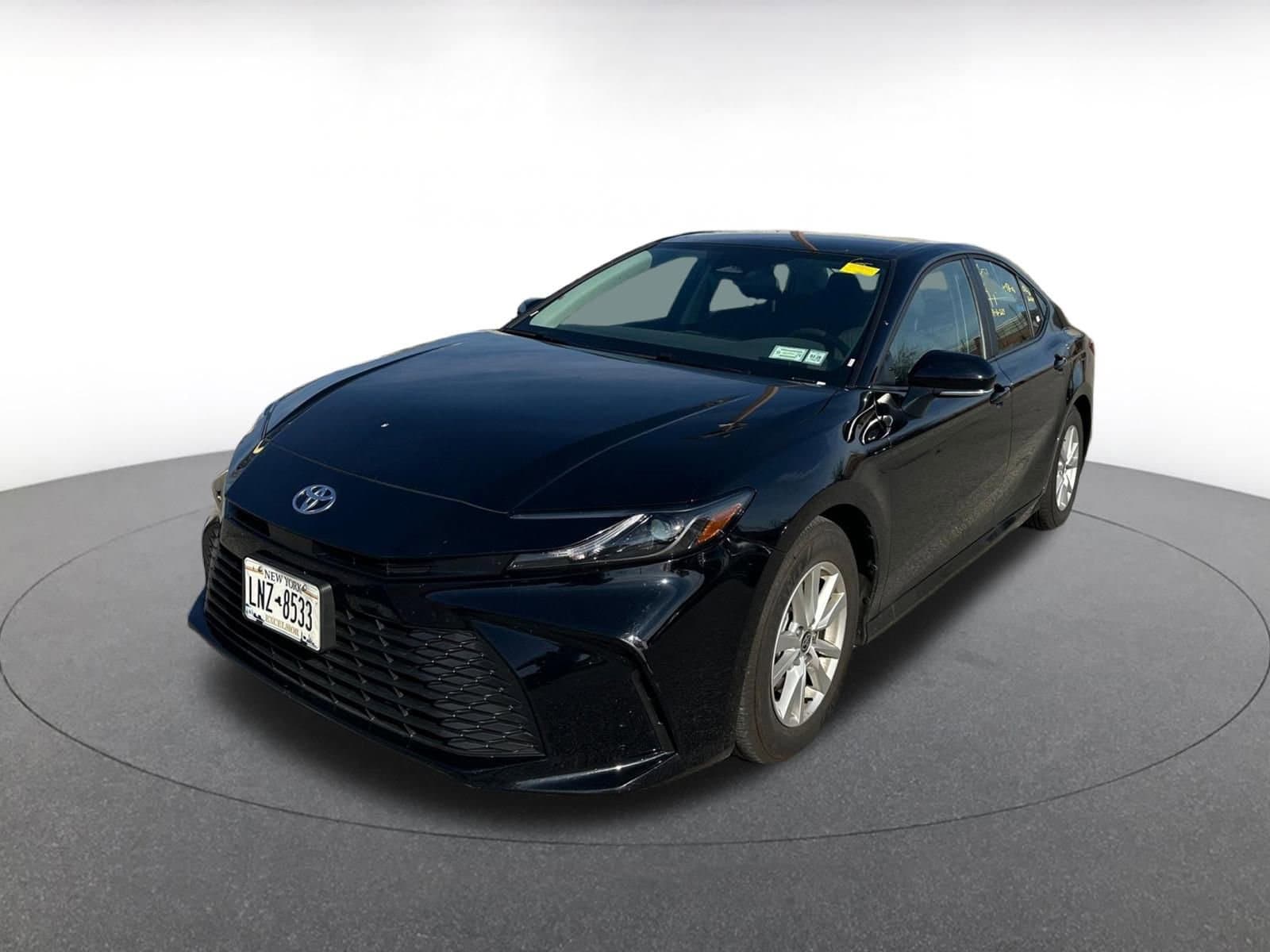 Thumbnail: 2025 Toyota Camry - 3