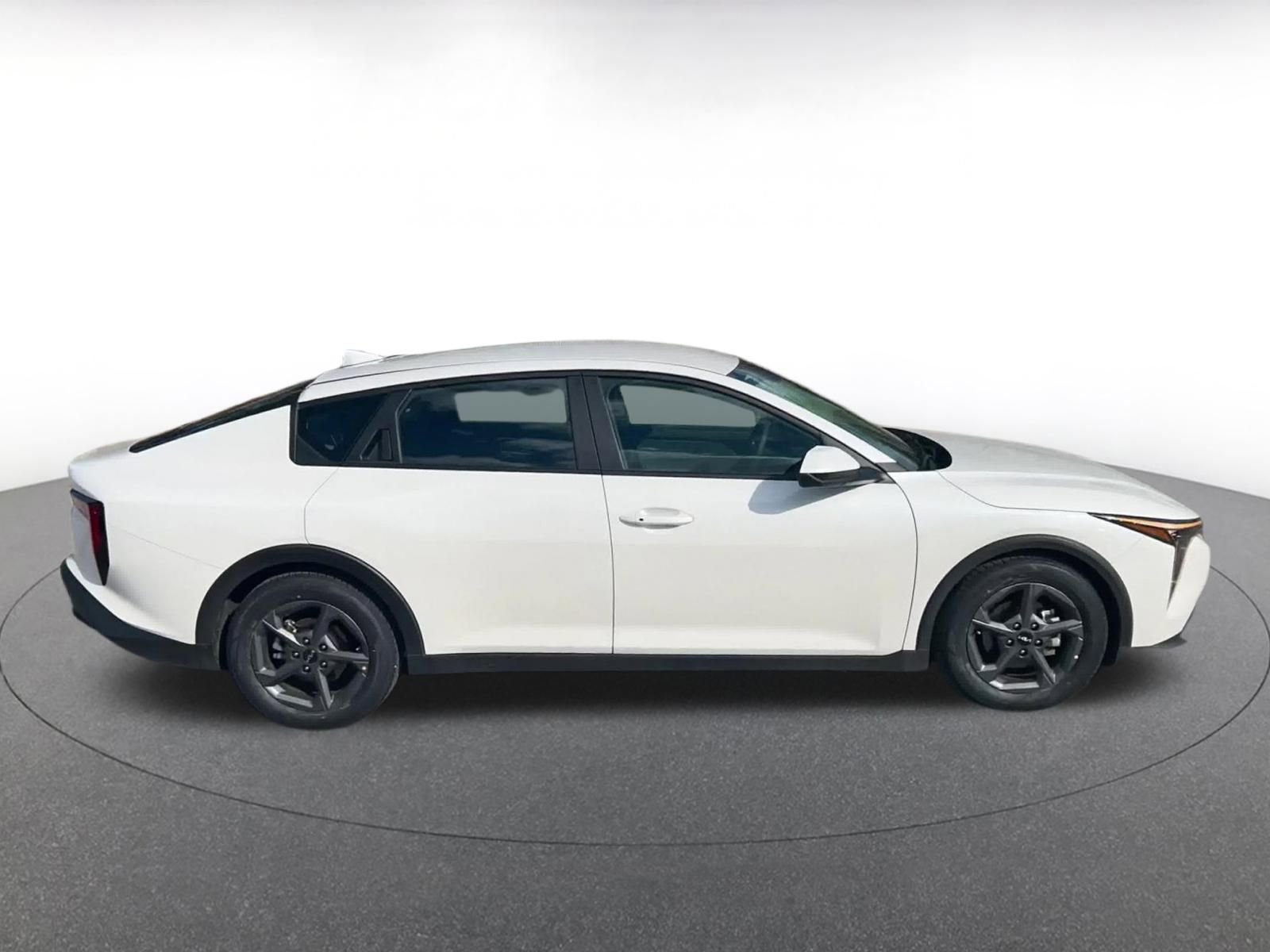 Thumbnail: 2025 Kia K4 - 16