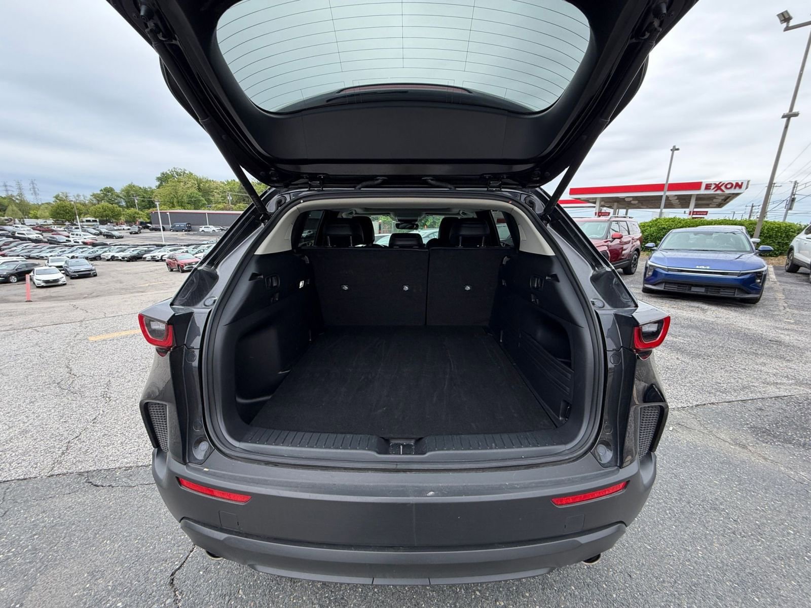 Thumbnail: 2025 Mazda CX-50 - 34