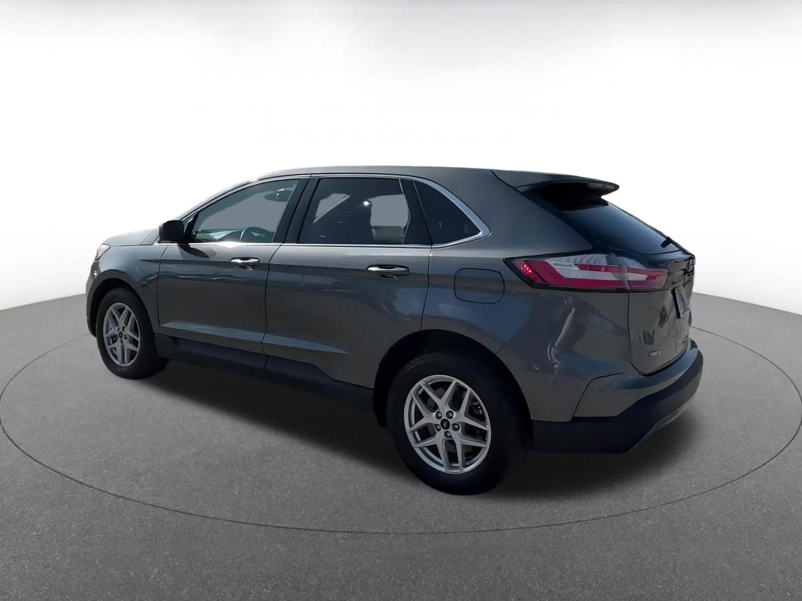 Thumbnail: 2024 Ford Edge - 10