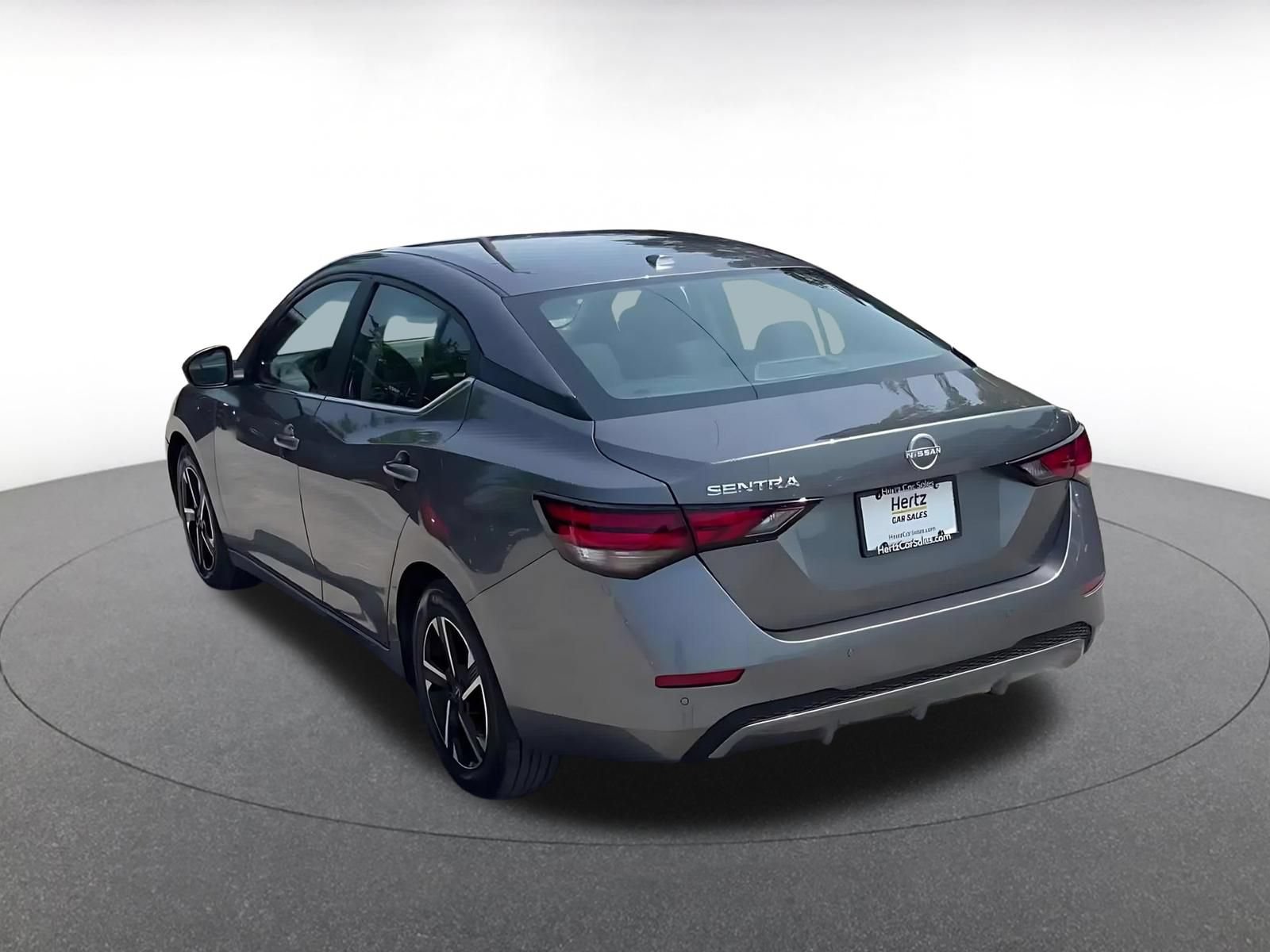 Thumbnail: 2025 Nissan Sentra - 10
