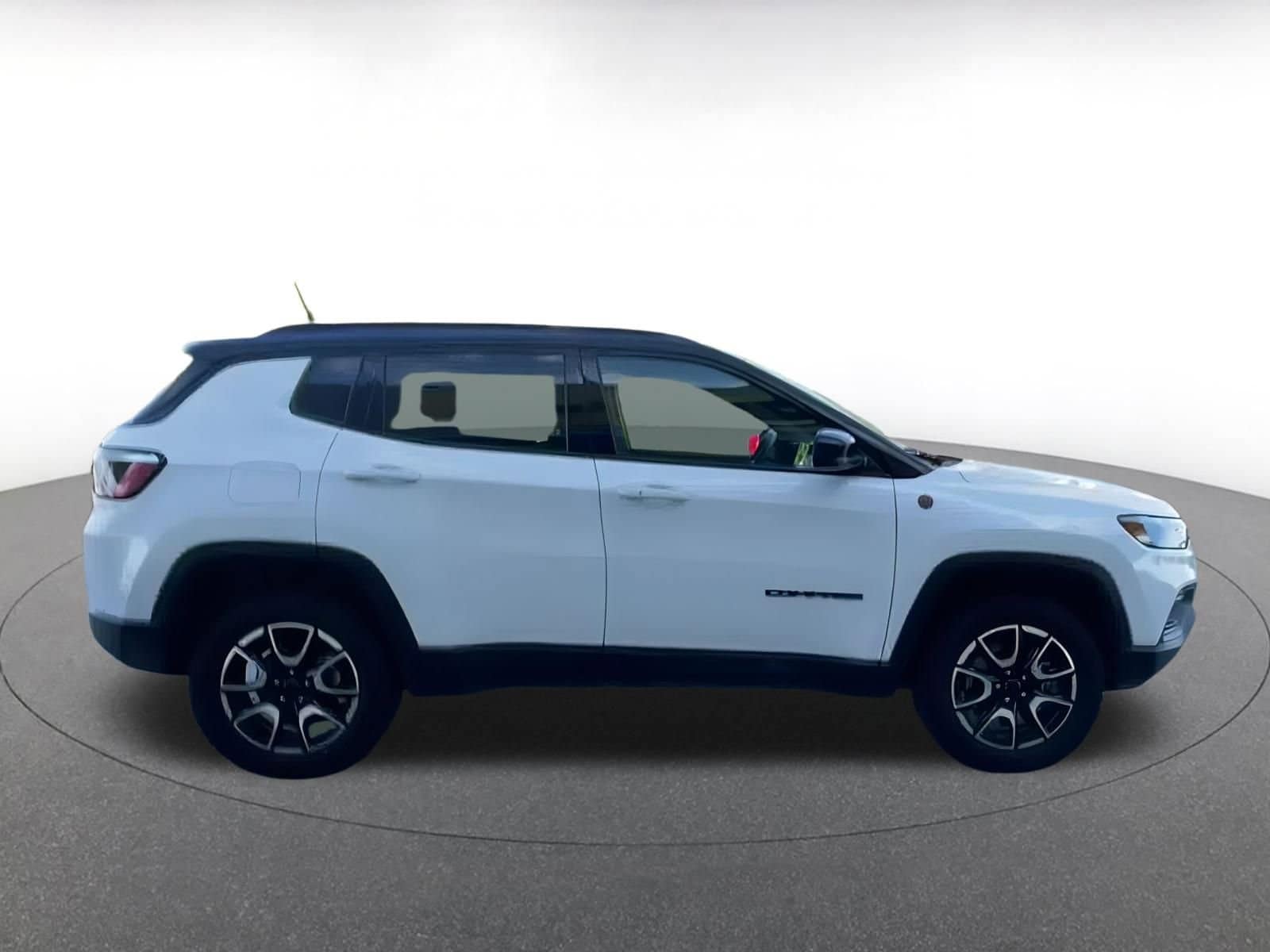 Thumbnail: 2025 Jeep Compass - 15