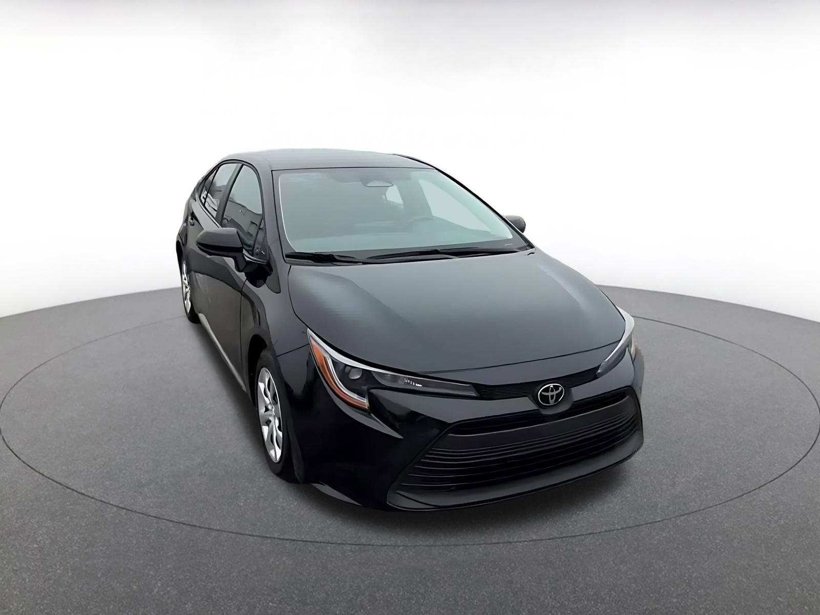 Thumbnail: 2025 Toyota Corolla - 3