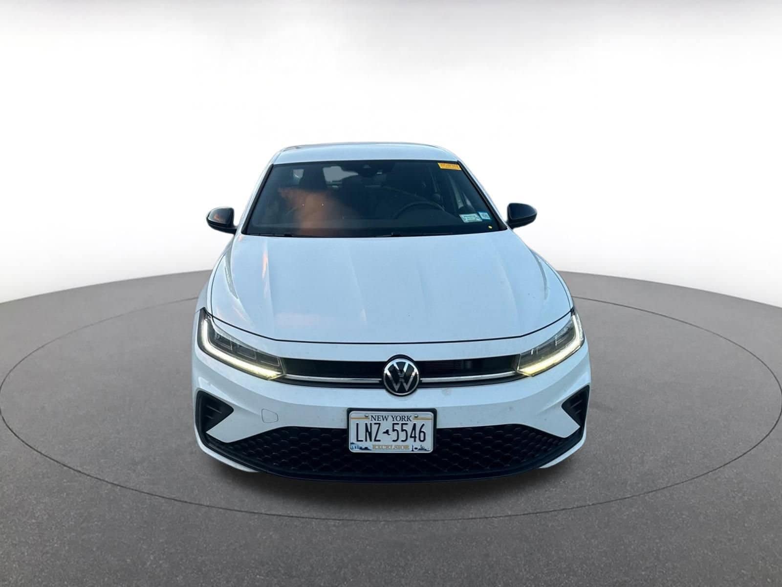 Thumbnail: 2025 Volkswagen Jetta - 2