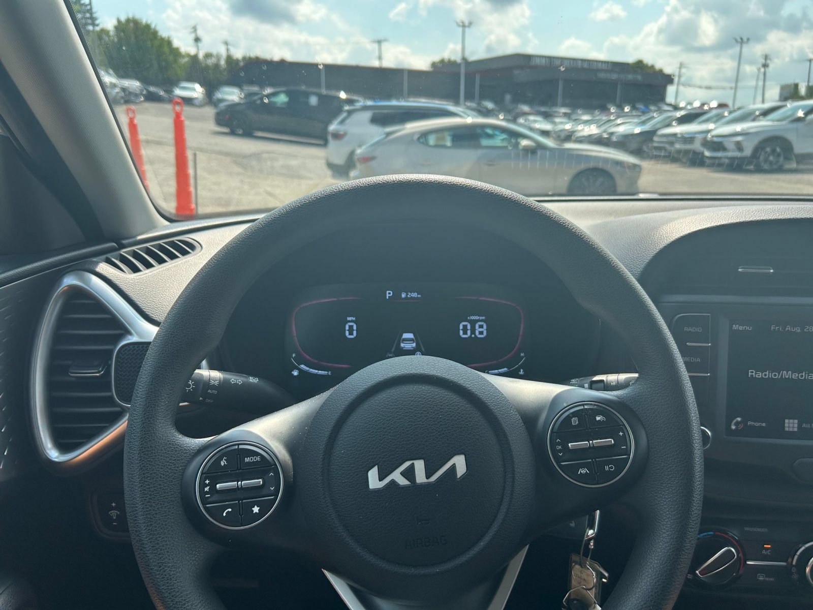 Thumbnail: 2025 Kia Soul - 24