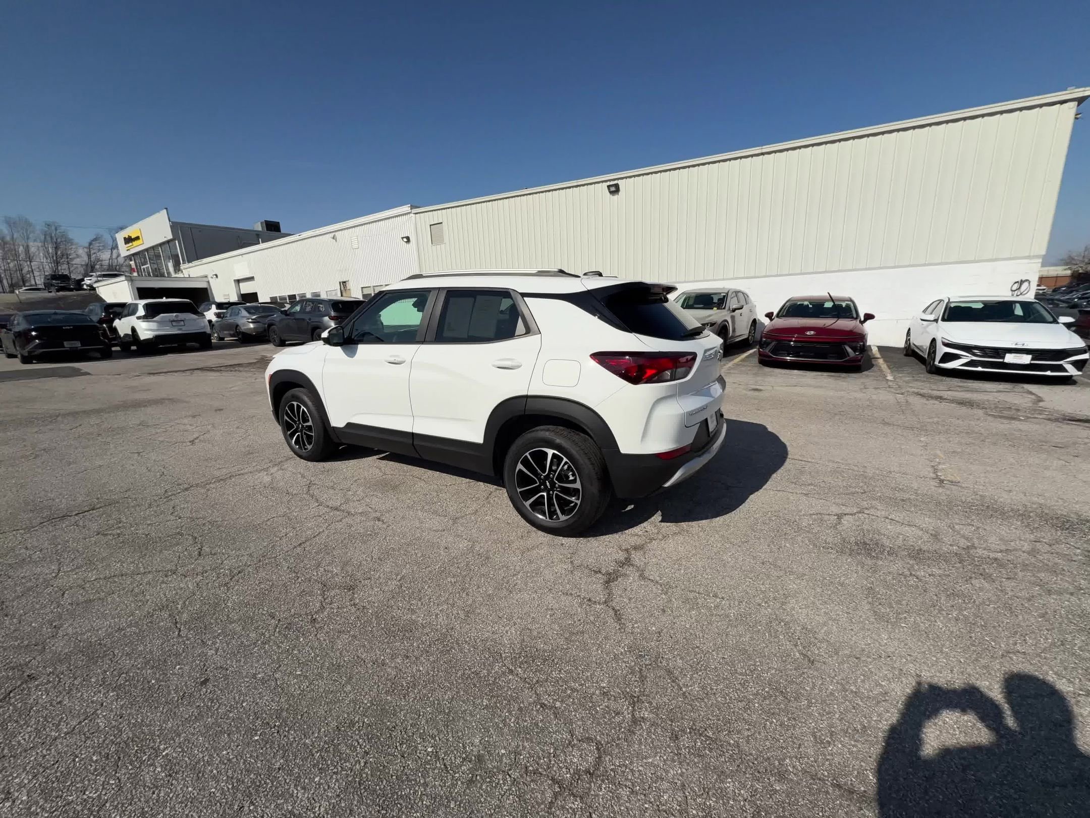 Thumbnail: 2025 Chevrolet TrailBlazer - 12