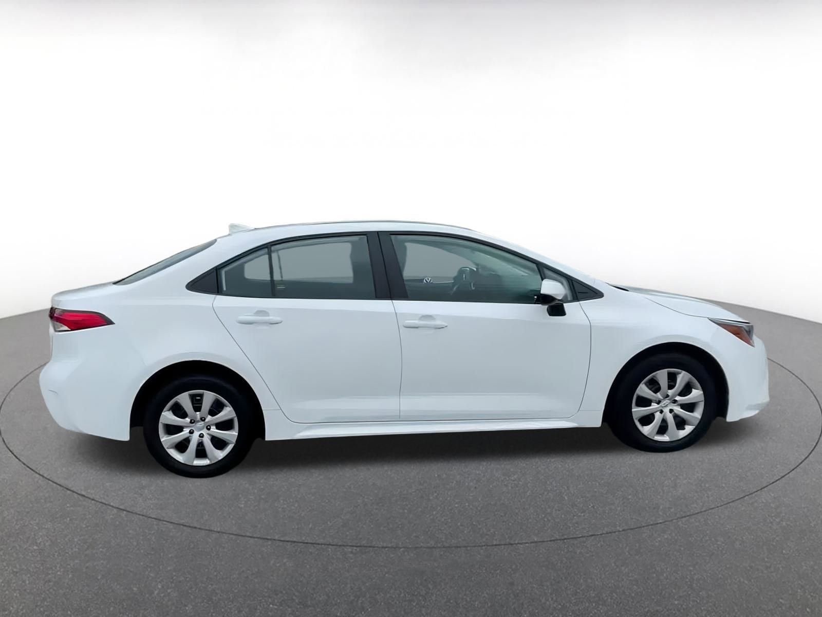 Thumbnail: 2024 Toyota Corolla - 16