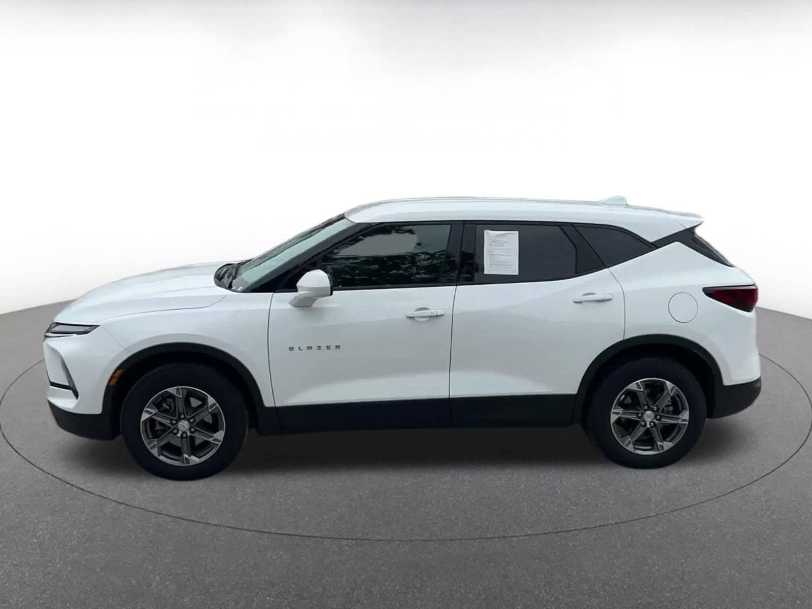 Thumbnail: 2025 Chevrolet Blazer - 9