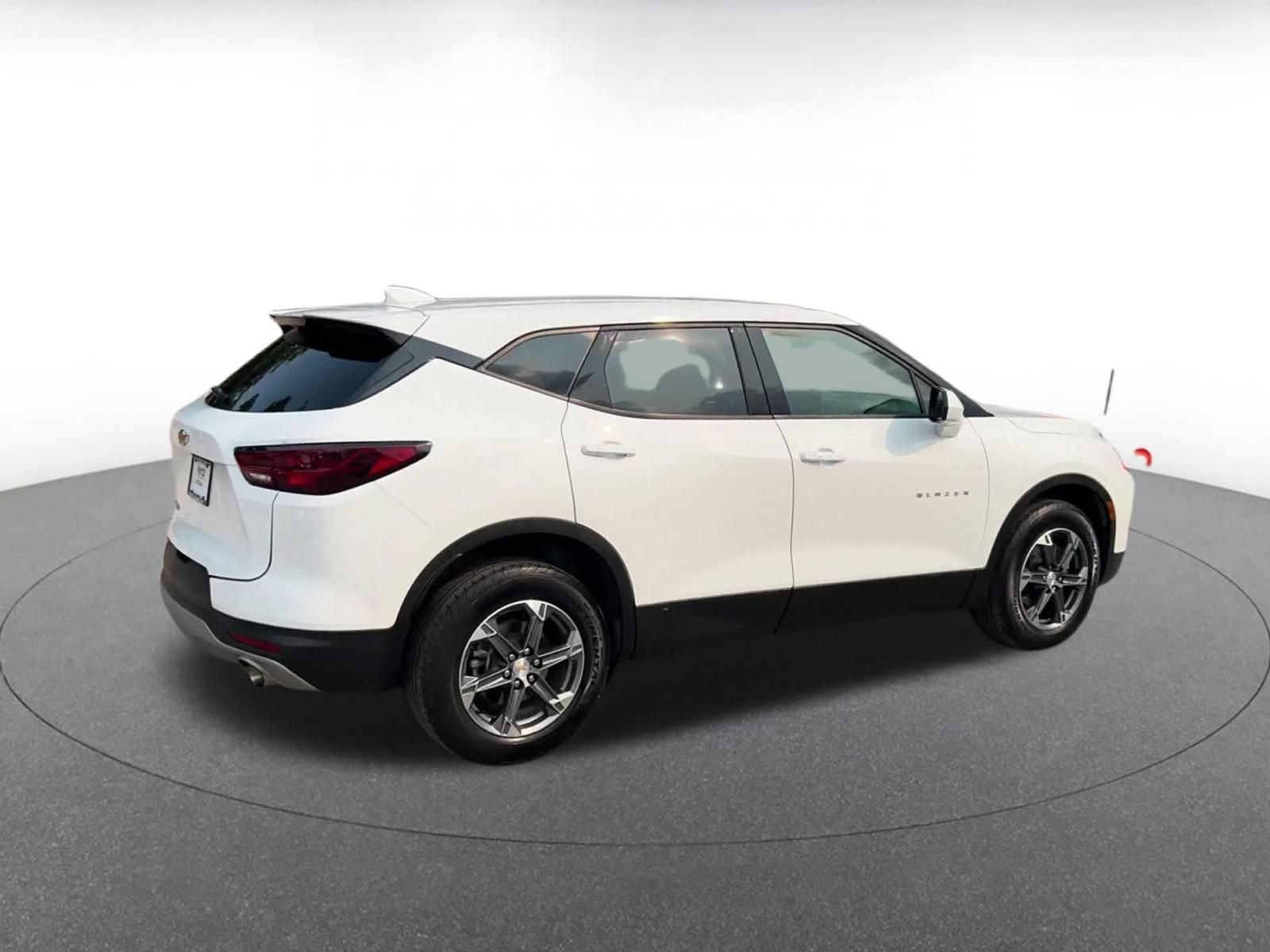 Thumbnail: 2025 Chevrolet Blazer - 12