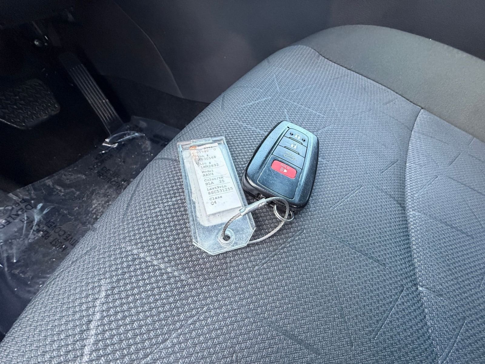 Thumbnail: 2025 Toyota RAV4 - 22