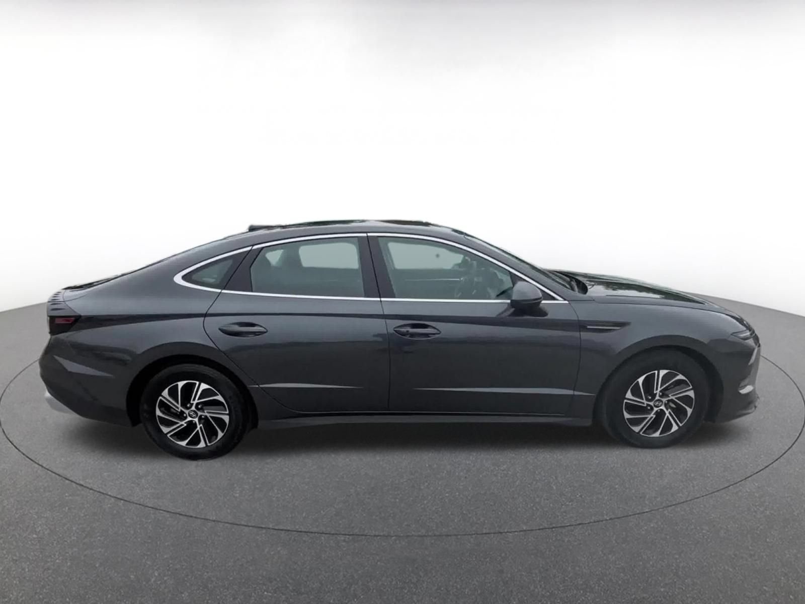 Thumbnail: 2026 Hyundai Sonata - 15