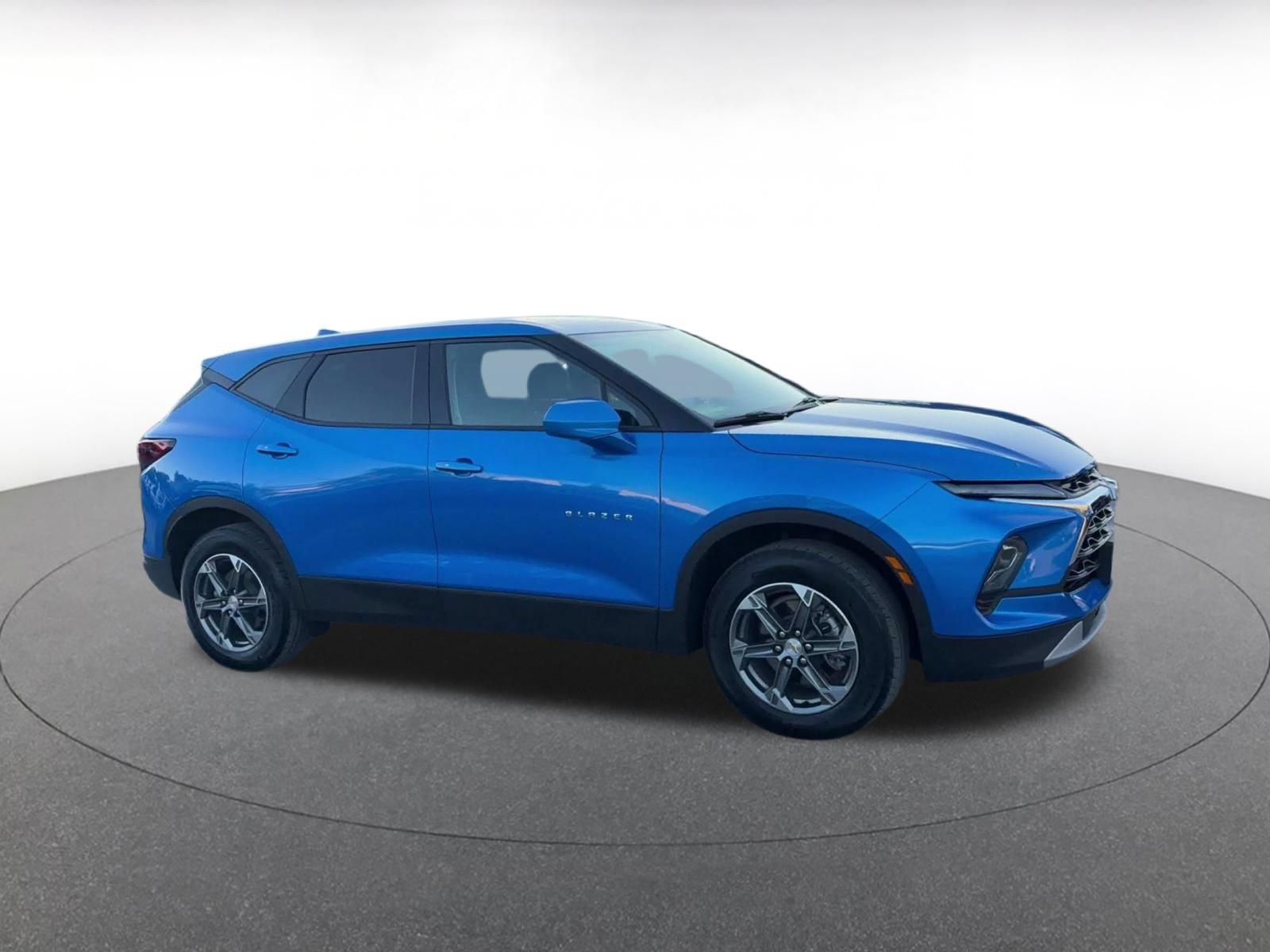 Thumbnail: 2026 Chevrolet Blazer - 2