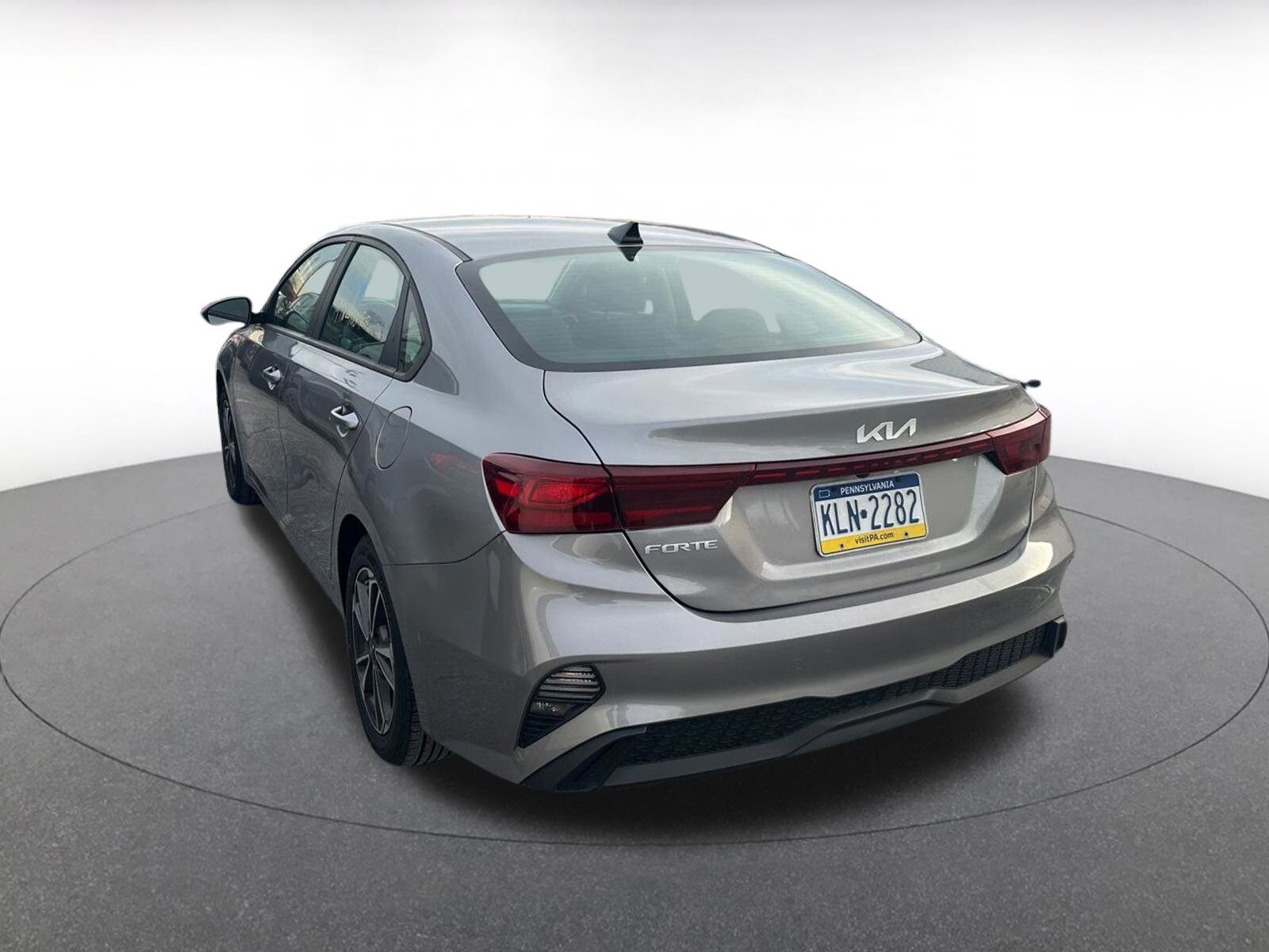 Thumbnail: 2023 Kia Forte - 4