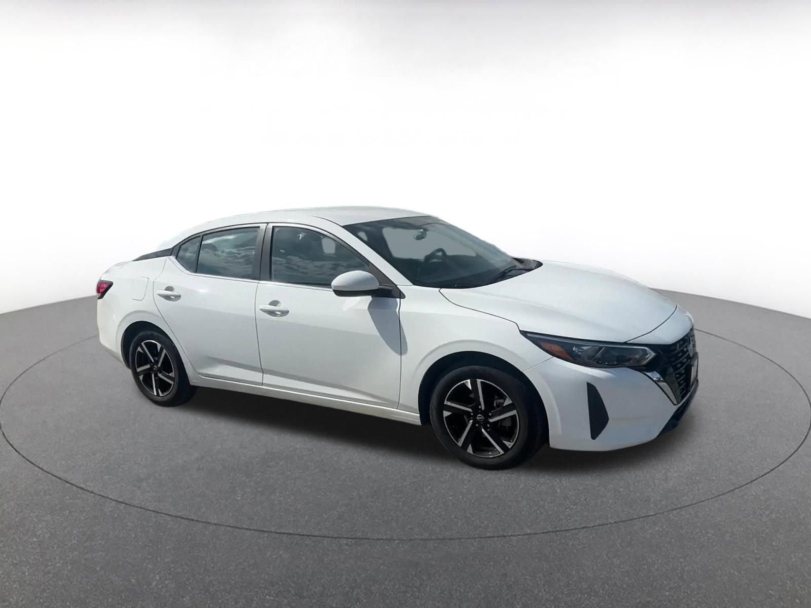 Thumbnail: 2025 Nissan Sentra - 2