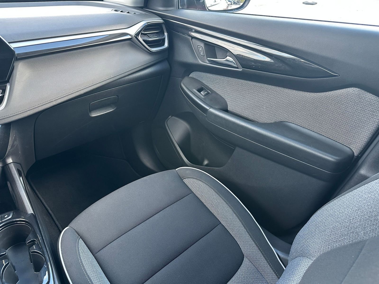 Thumbnail: 2025 Chevrolet TrailBlazer - 33