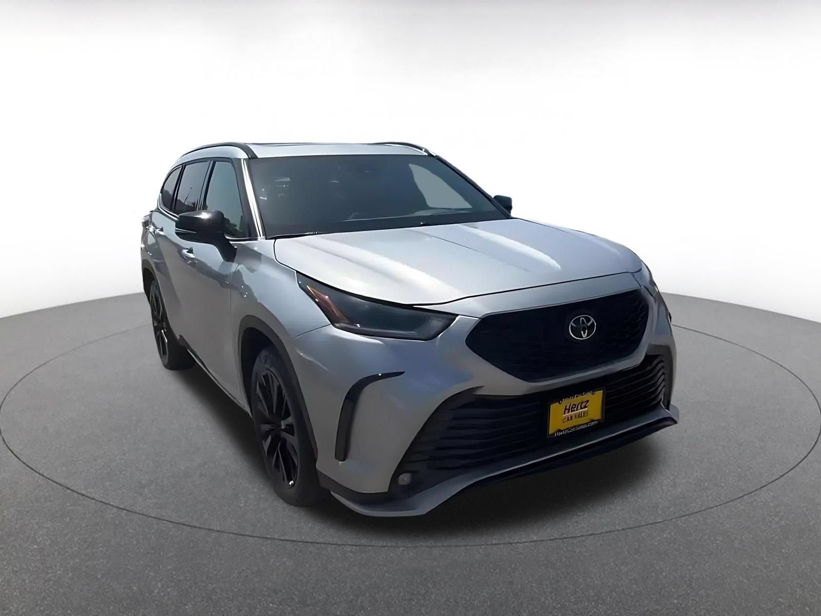 Thumbnail: 2025 Toyota Highlander - 3