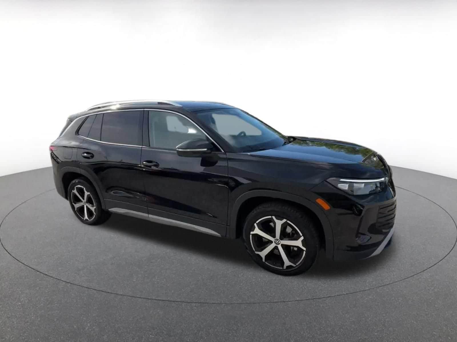 Thumbnail: 2026 Volkswagen Tiguan - 2