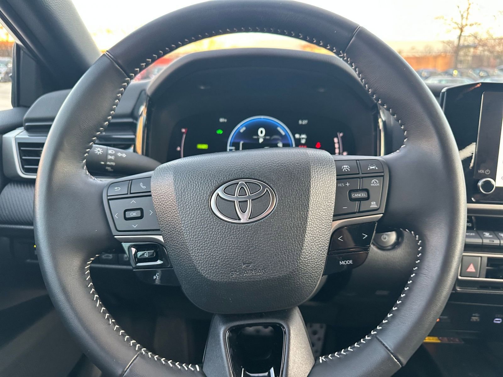 Thumbnail: 2025 Toyota Camry - 28