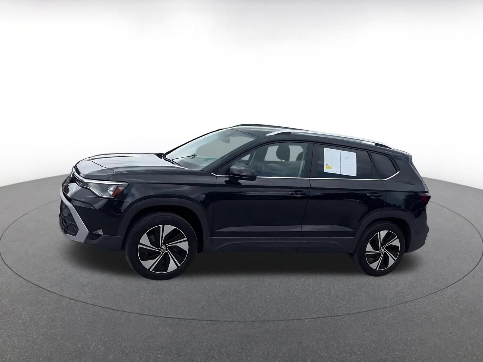 Thumbnail: 2026 Volkswagen Taos - 8
