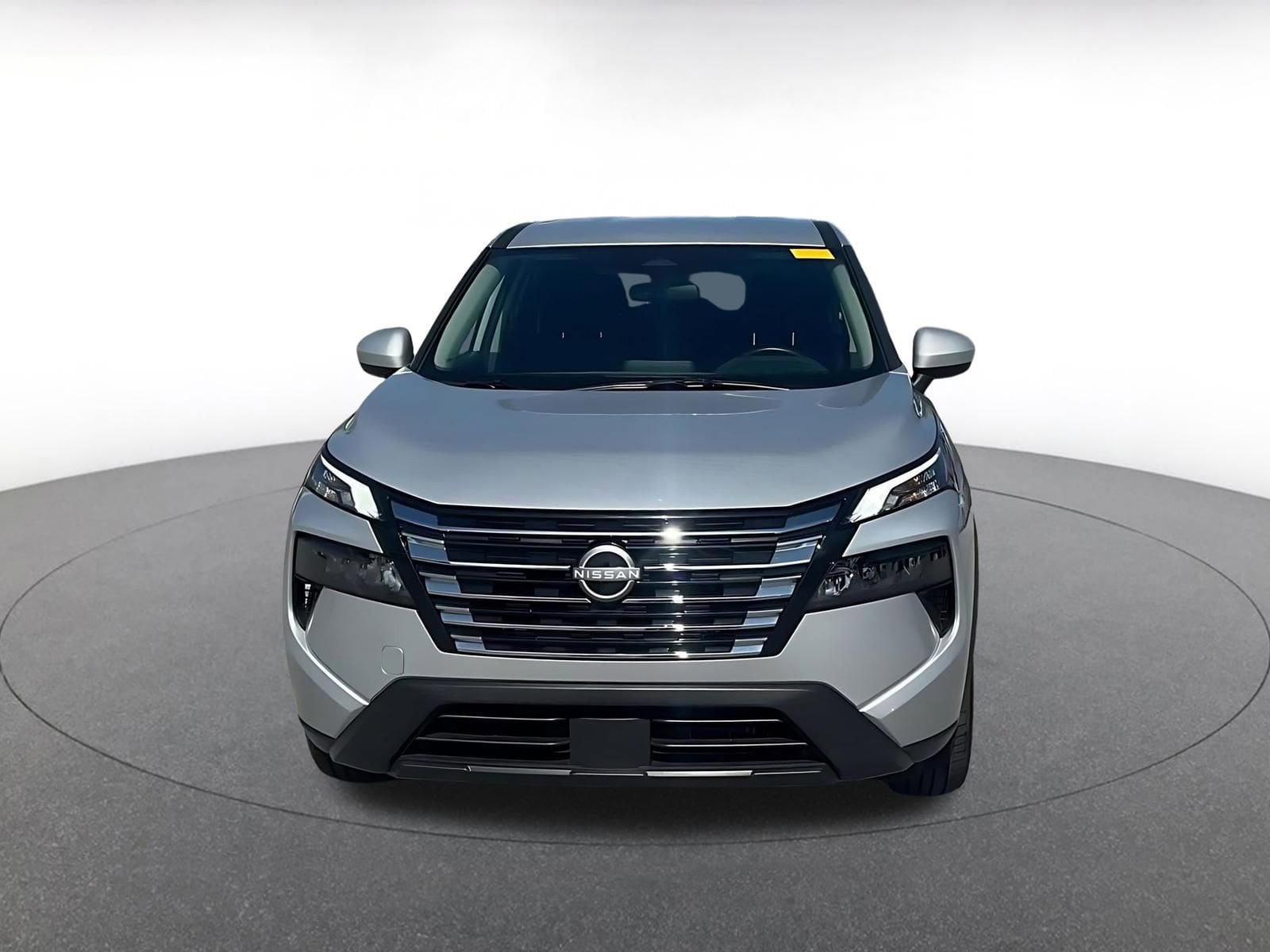 Thumbnail: 2025 Nissan Rogue - 4