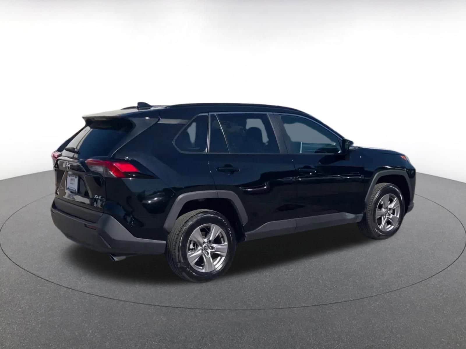 Thumbnail: 2025 Toyota RAV4 - 14