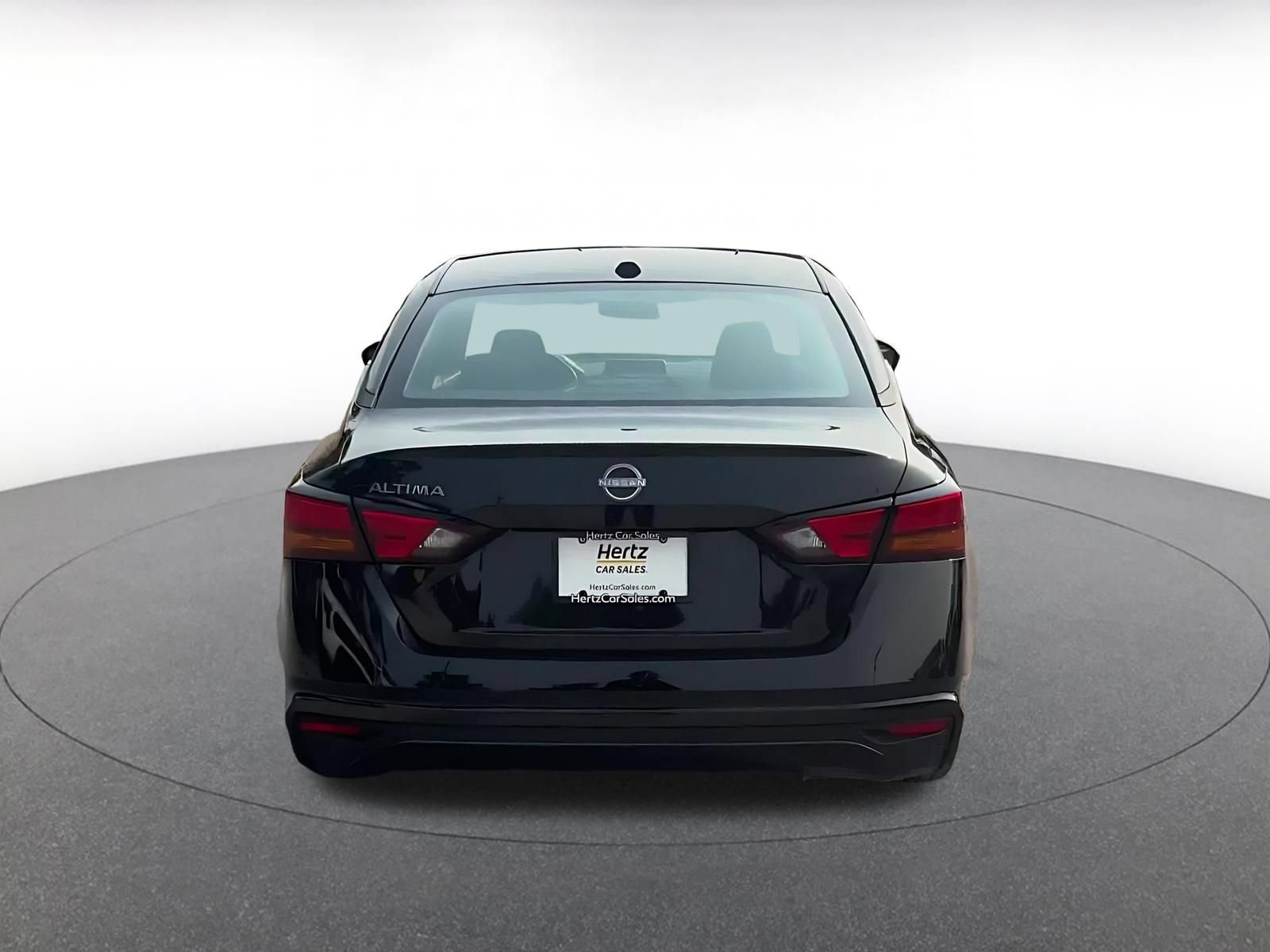 Thumbnail: 2025 Nissan Altima - 11