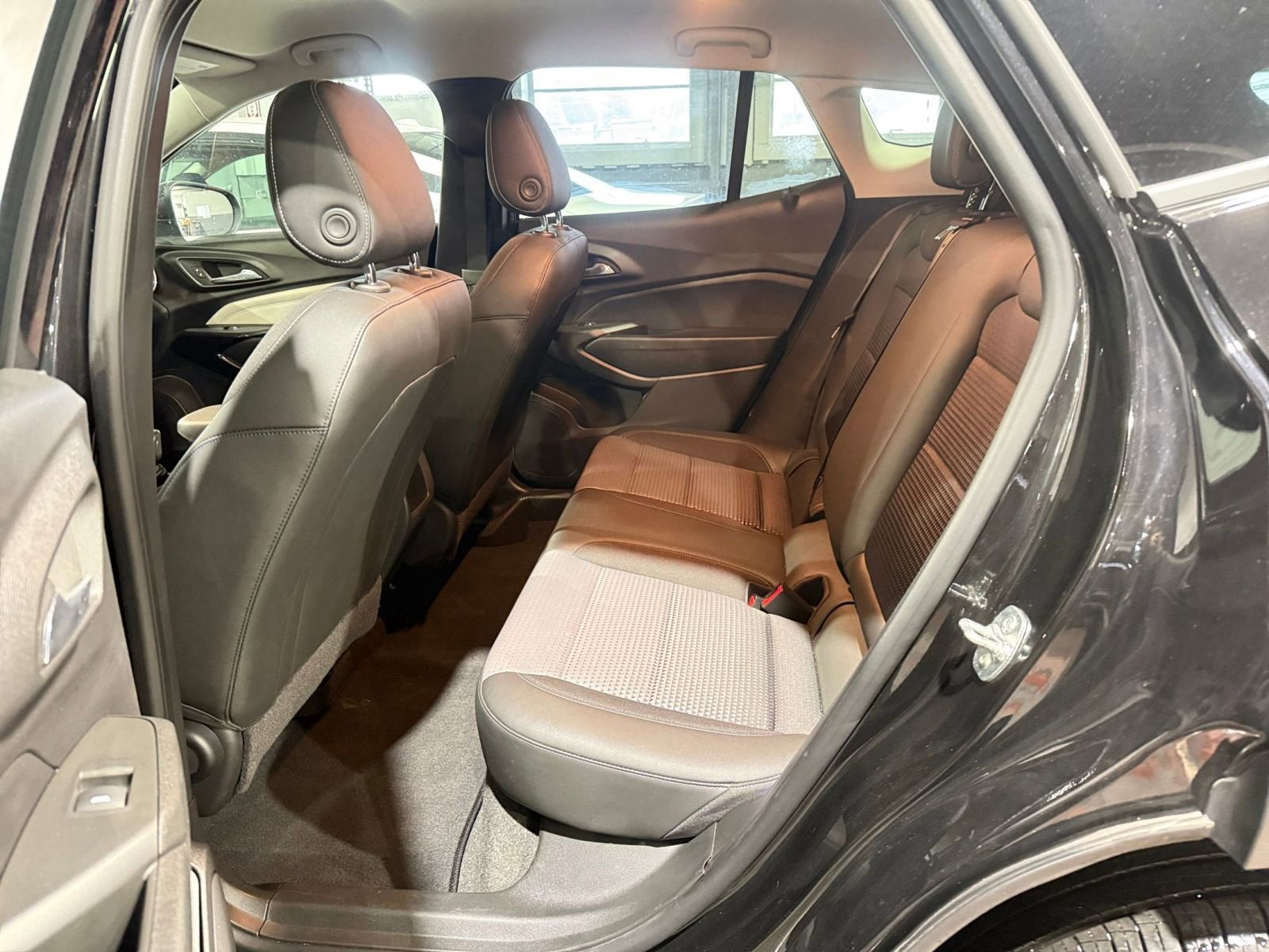 Thumbnail: 2025 Chevrolet Trax - 24