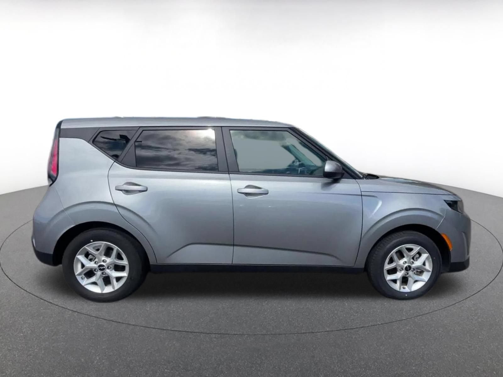 Thumbnail: 2025 Kia Soul - 16