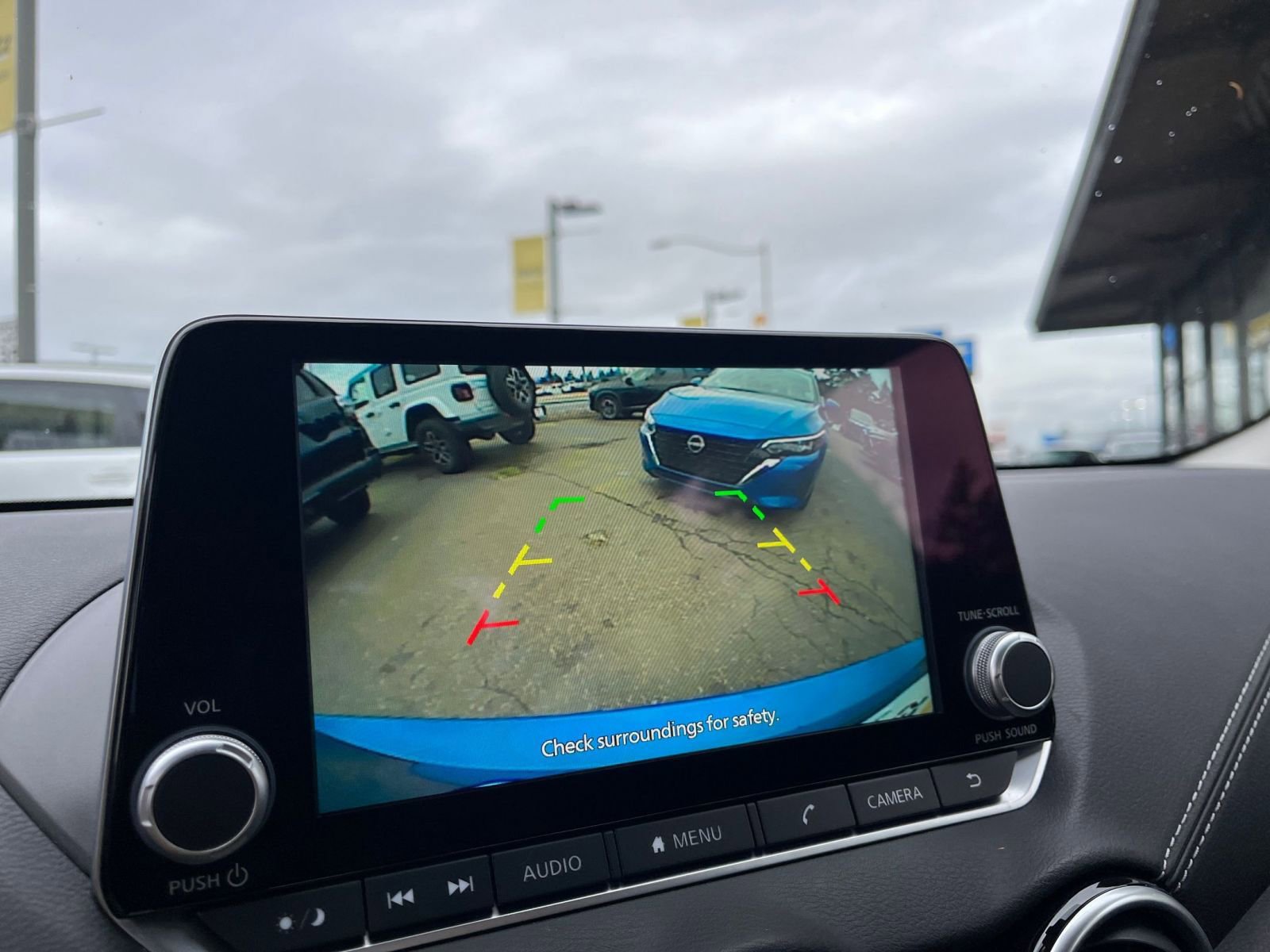 Thumbnail: 2025 Nissan Sentra - 24