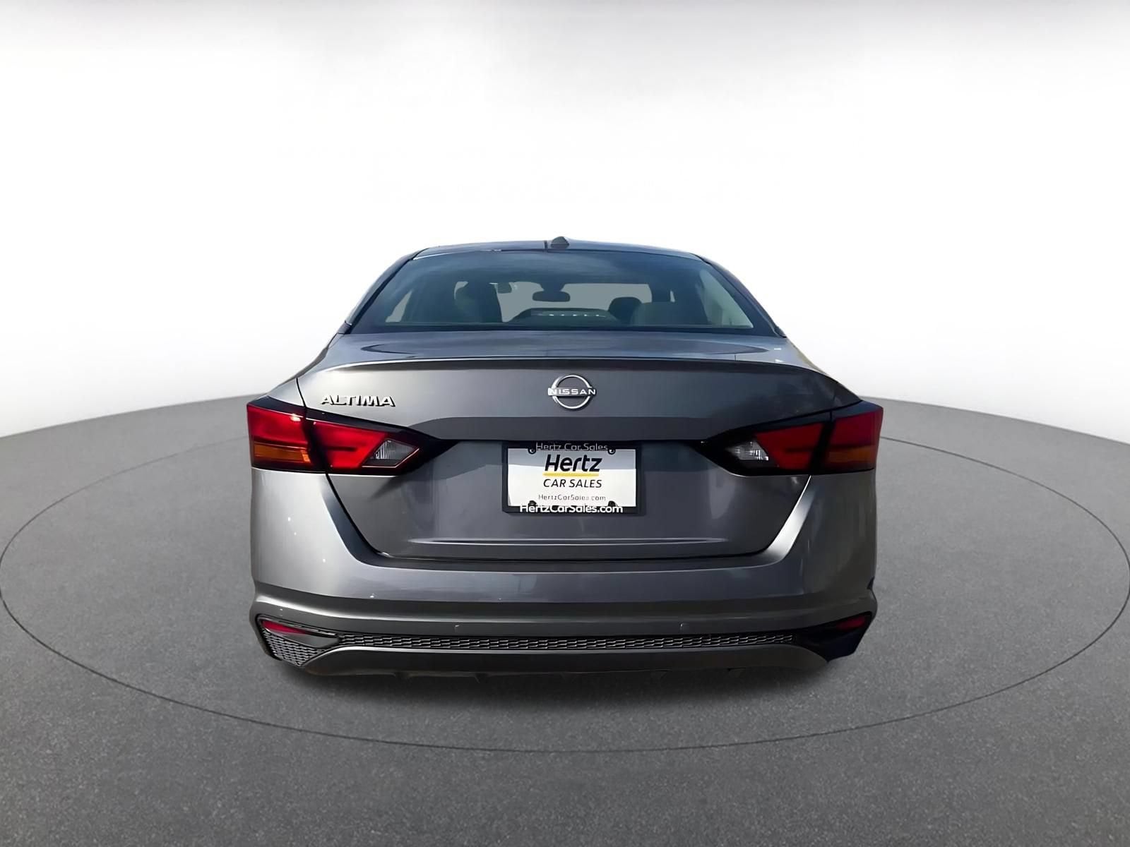 Thumbnail: 2025 Nissan Altima - 9
